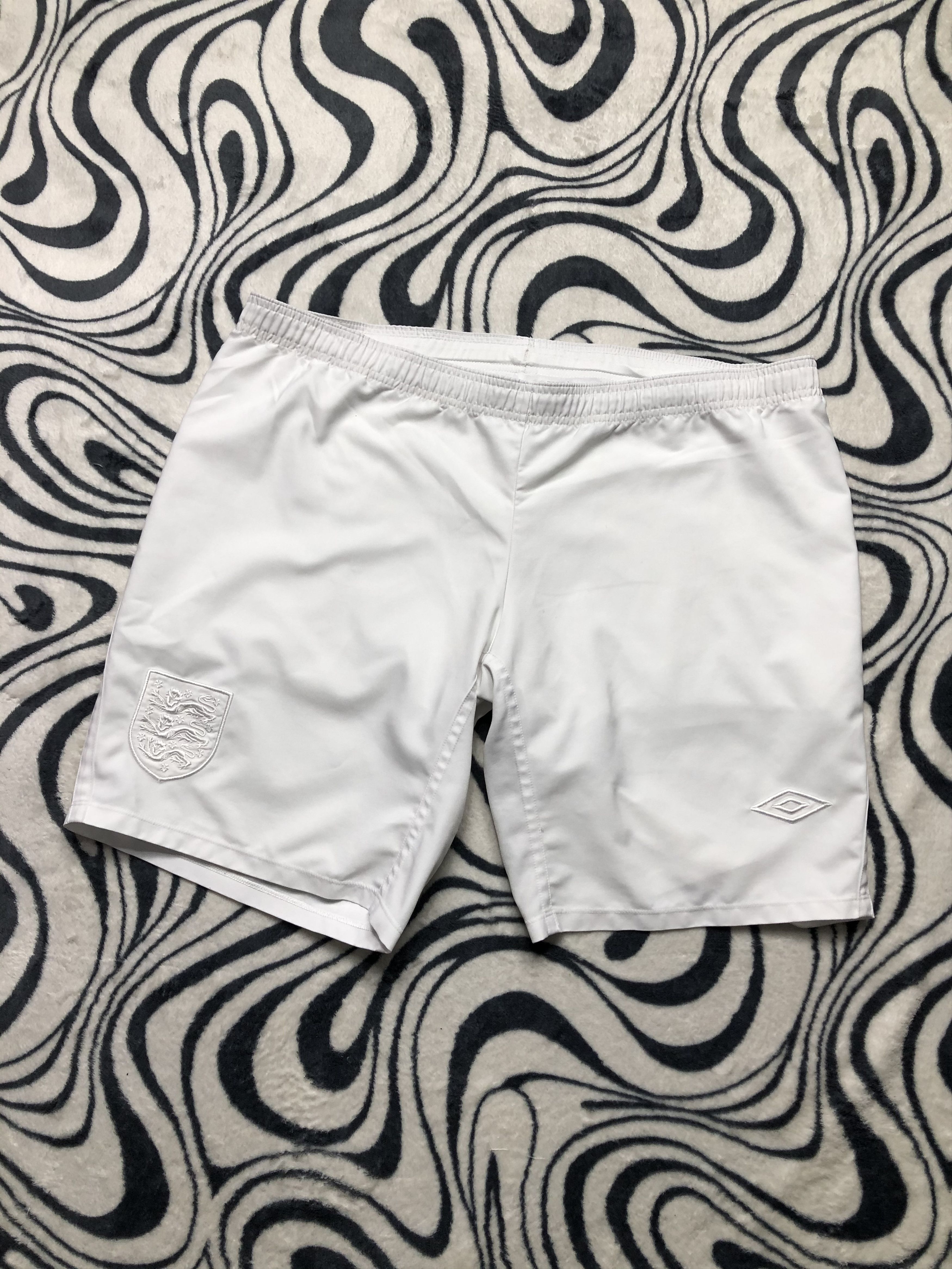 Umbro × Vintage Umbro England Vintage Mens Shorts Size US 36 / EU 52 - 1 Thumbnail