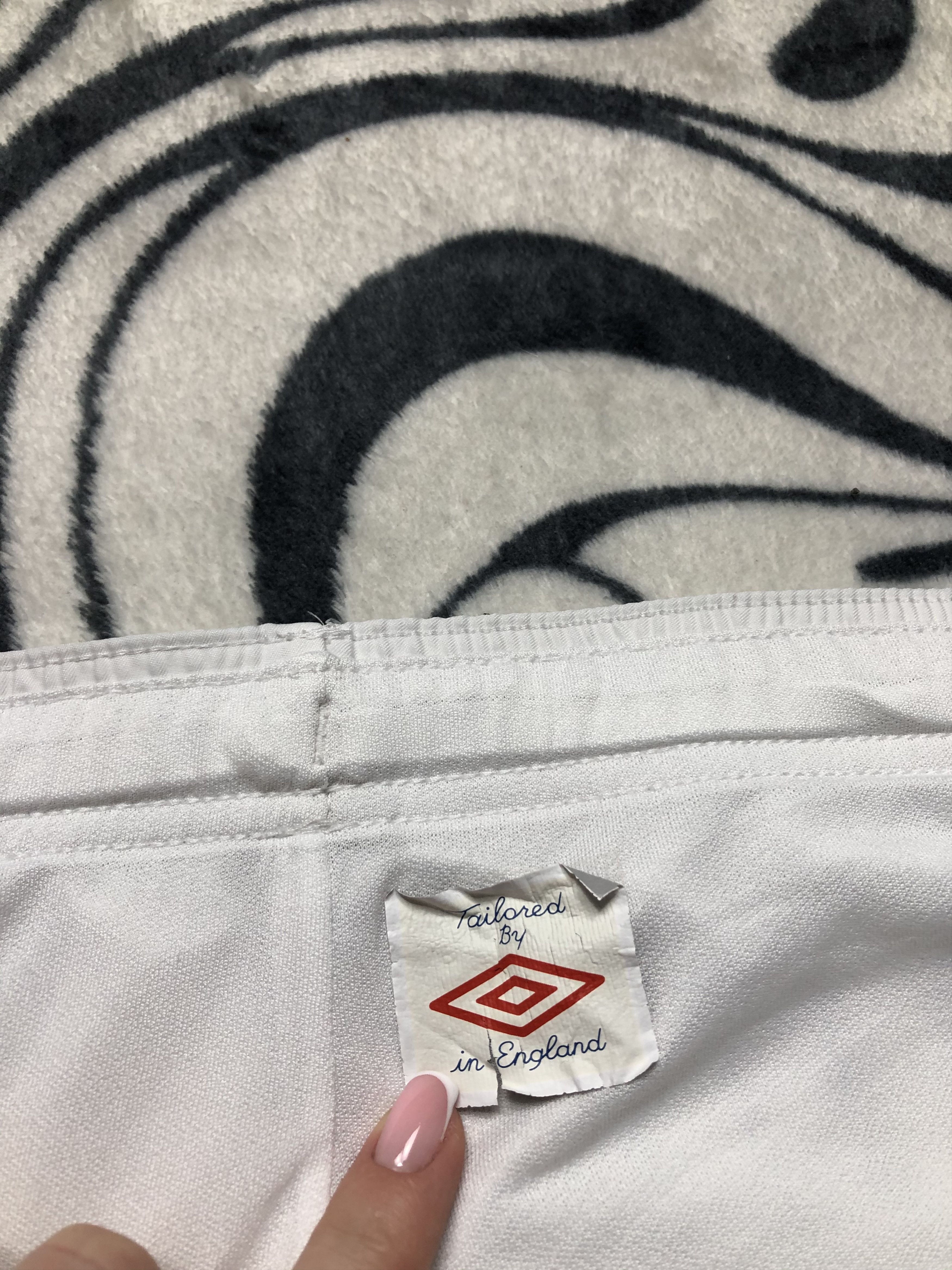 Umbro × Vintage Umbro England Vintage Mens Shorts Size US 36 / EU 52 - 4 Thumbnail