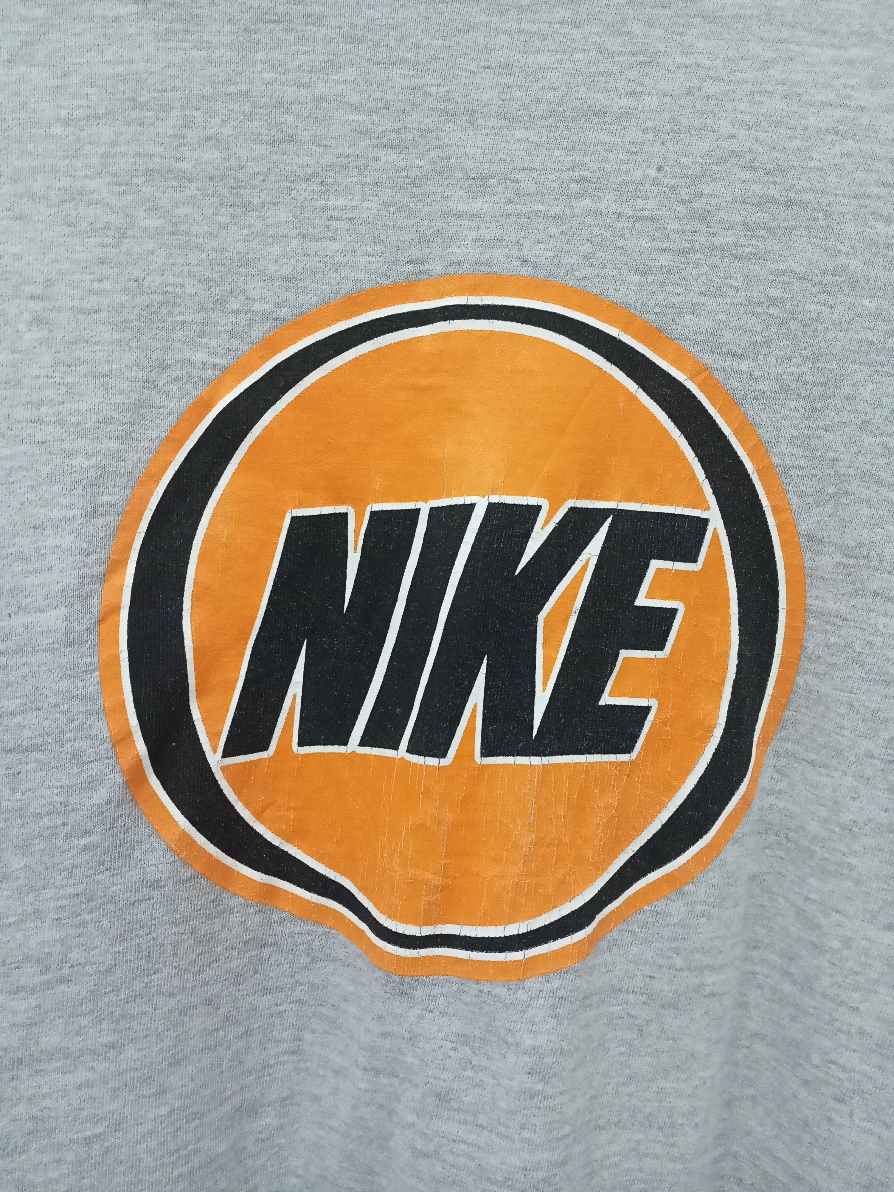 Nike Vintage Nike Swoosh T- shirt Size US M / EU 48-50 / 2 - 4 Thumbnail