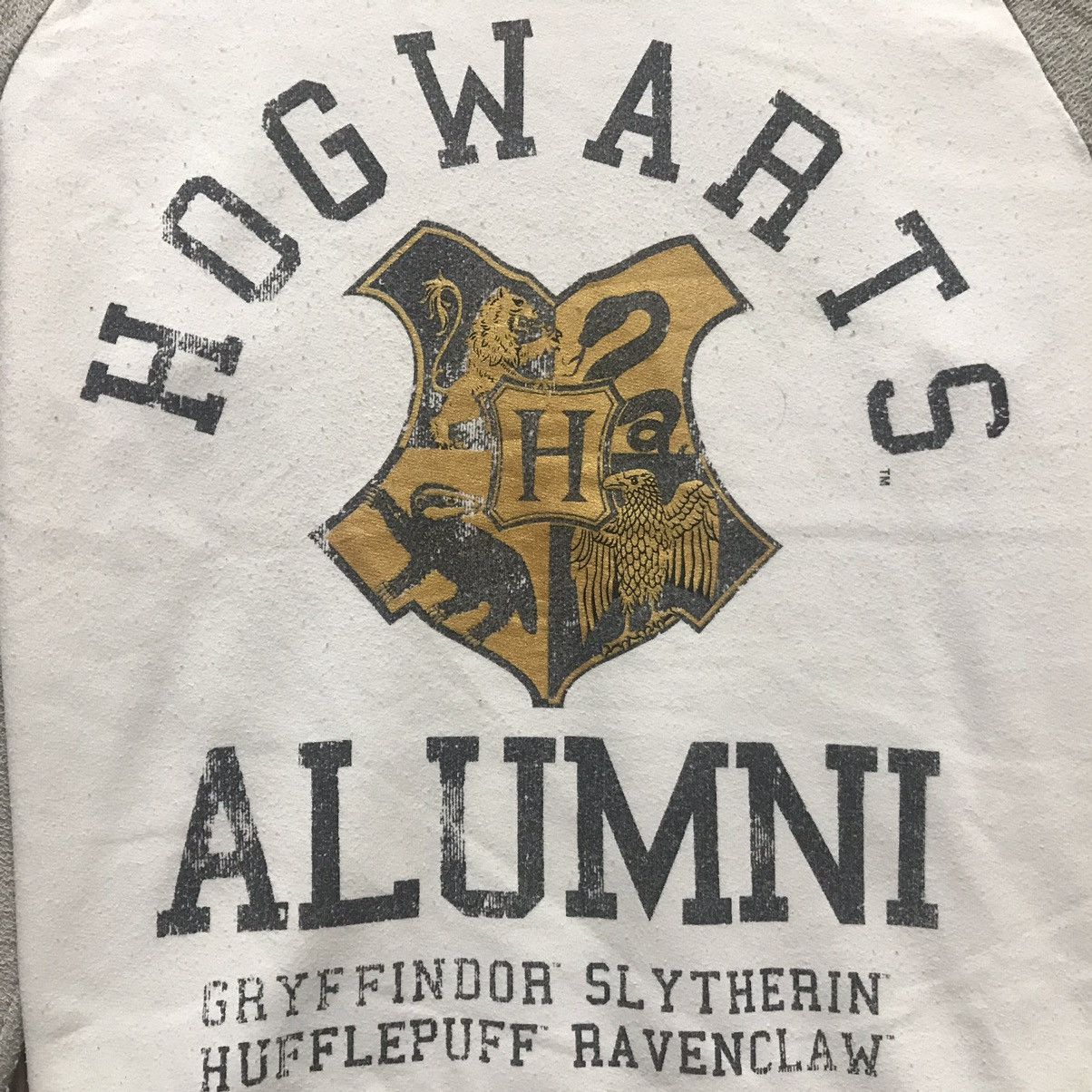 Japanese Brand × Vintage Vintage Harry Potter Sweatshirt Big Logo Hogwarts Alumni Size US S / EU 44-46 / 1 - 3 Thumbnail