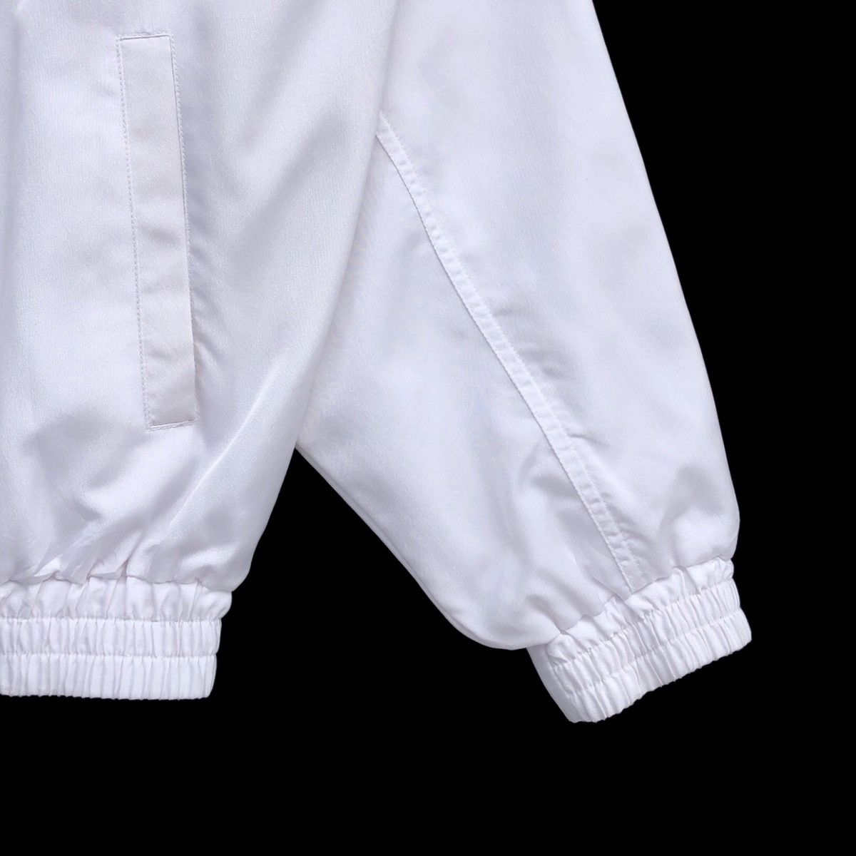 Sergio Tacchini Vintage Sergio Tacchini Embroidery Logo Light Bomber Jacket Size US L / EU 52-54 / 3 - 13 Thumbnail