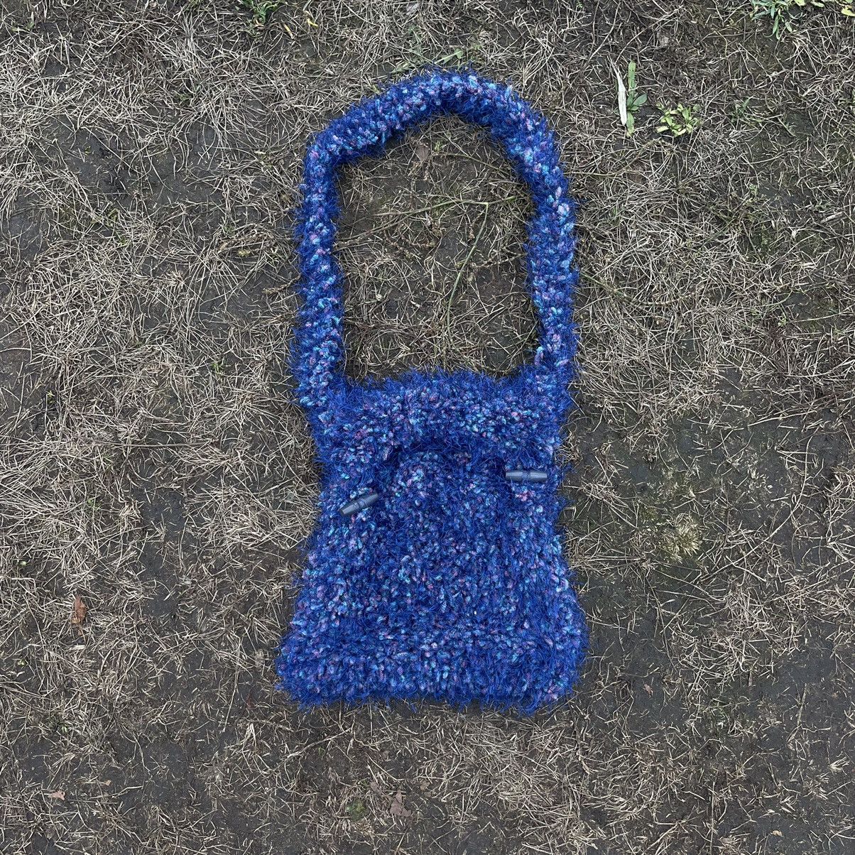 Vintage Vintage Y2K Mohair Crossbody Bag Streetwear Rave Wide Leg OS Size ONE SIZE - 1 Thumbnail