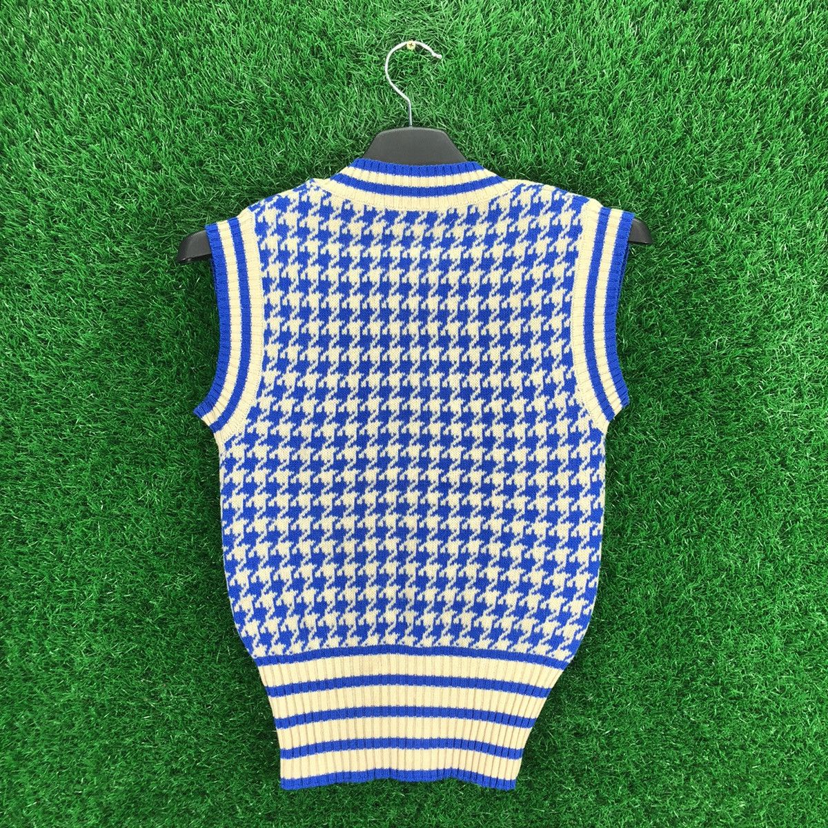Aran Isles Knitwear Vintage 80's Knit Blue Houndstooth Vest by Madame Hanai Size US XXS / EU 40 - 4 Thumbnail
