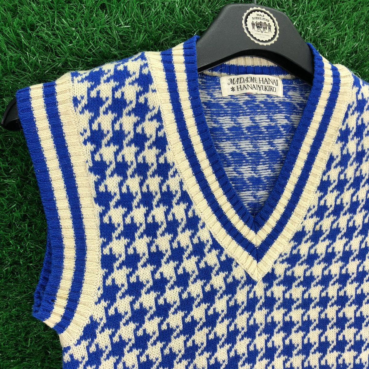 Aran Isles Knitwear Vintage 80's Knit Blue Houndstooth Vest by Madame Hanai Size US XXS / EU 40 - 2 Thumbnail