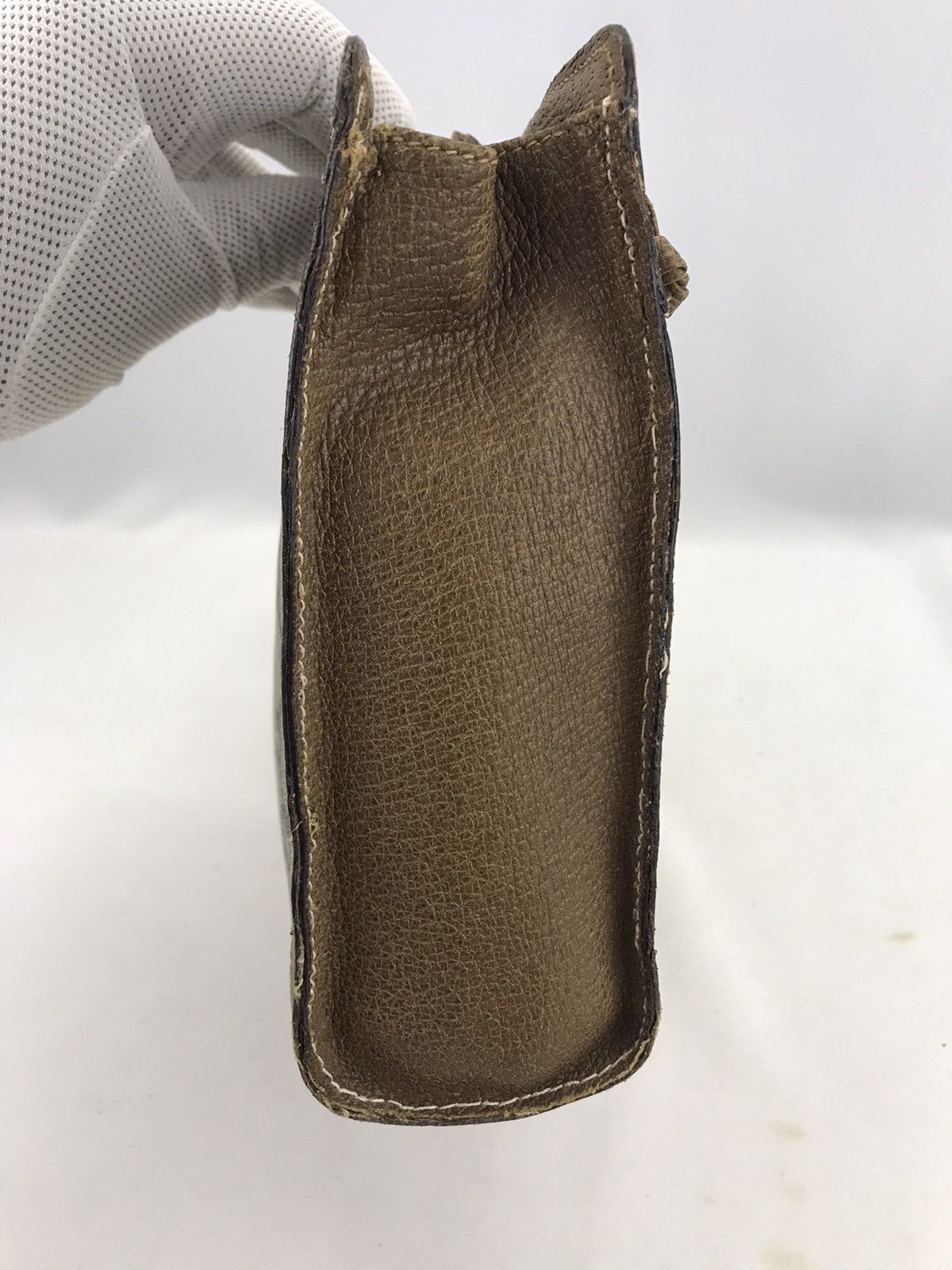 Gucci Authentic Gucci Plus Cluthbag pochette Size ONE SIZE - 7 Thumbnail