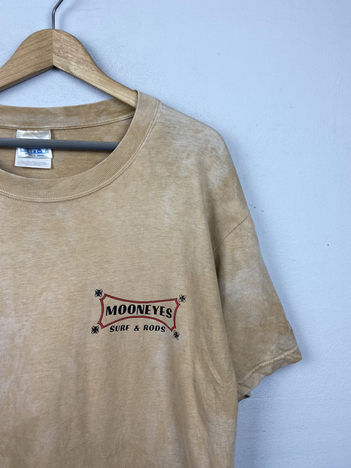 Vintage Vintage Mooneyes Surf Rods Tie Dye Tee Size US L / EU 52-54 / 3 - 3 Thumbnail