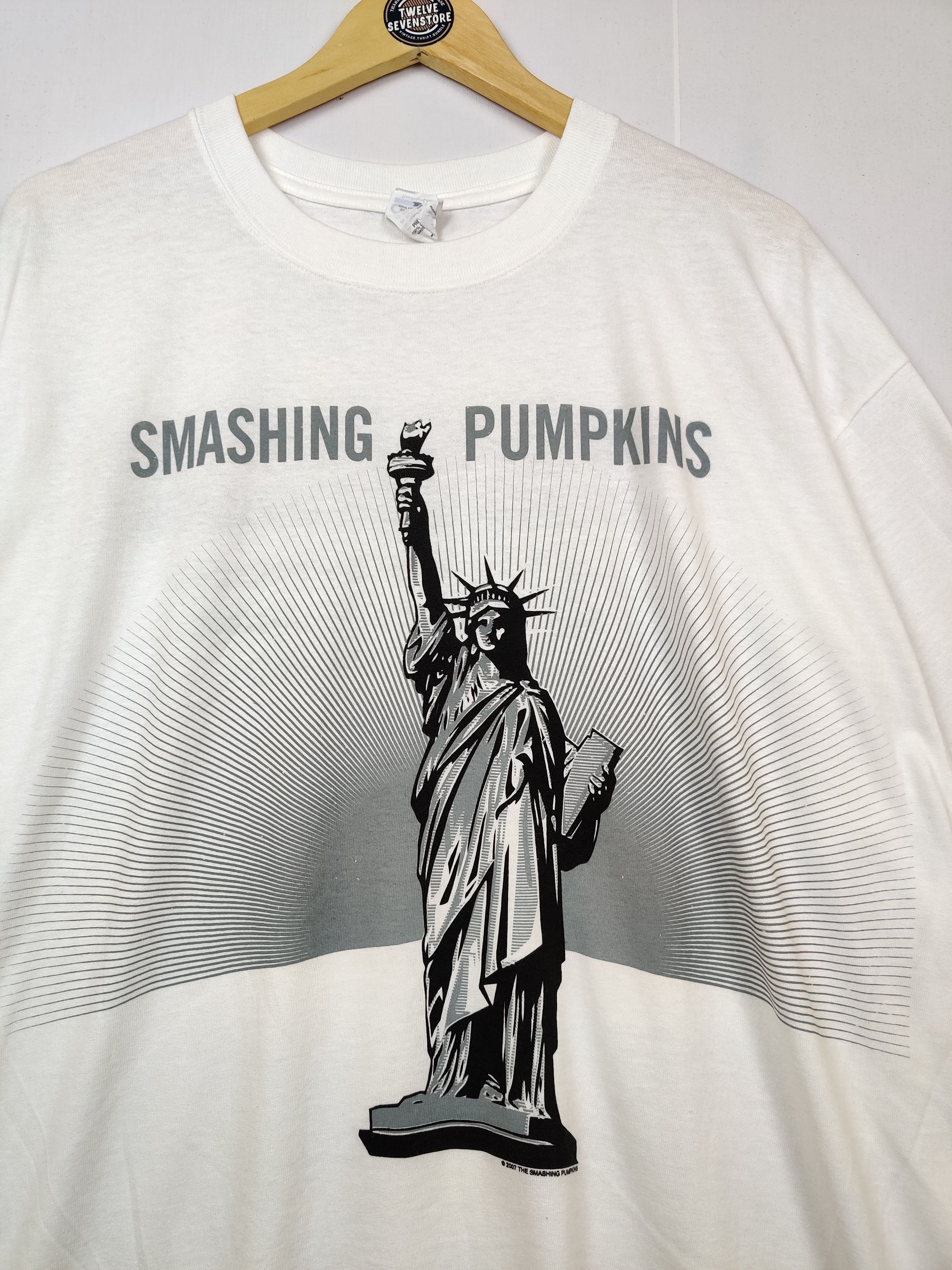 Band Tees Vintage Smashing Pumpkins Tour Band Tee Tshirt Size US XXL / EU 58 / 5 - 3 Thumbnail