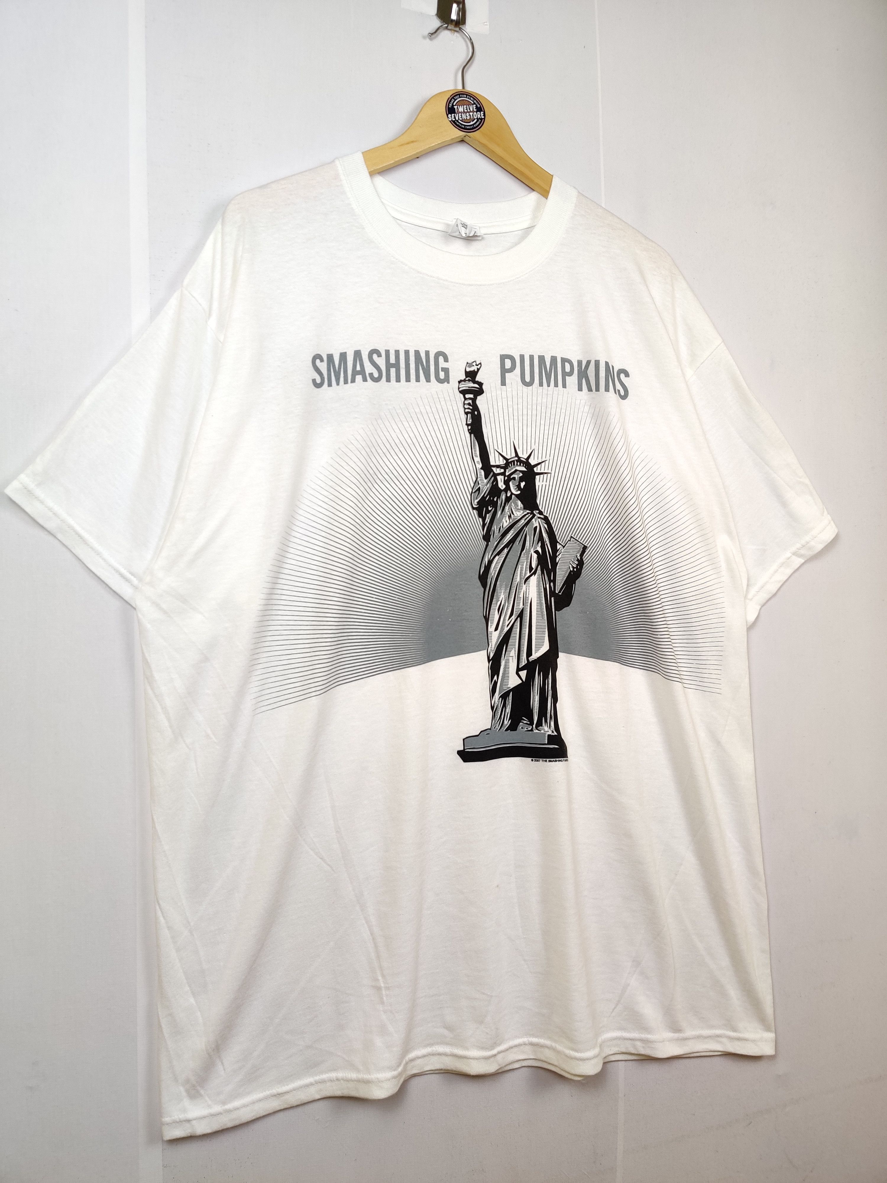 Band Tees Vintage Smashing Pumpkins Tour Band Tee Tshirt Size US XXL / EU 58 / 5 - 4 Thumbnail
