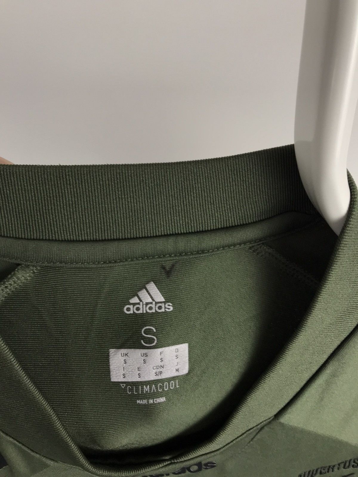 Vintage Adidas Juventus Training T Shirt Jersey 2017 Size US S / EU 44-46 / 1 - 3 Thumbnail