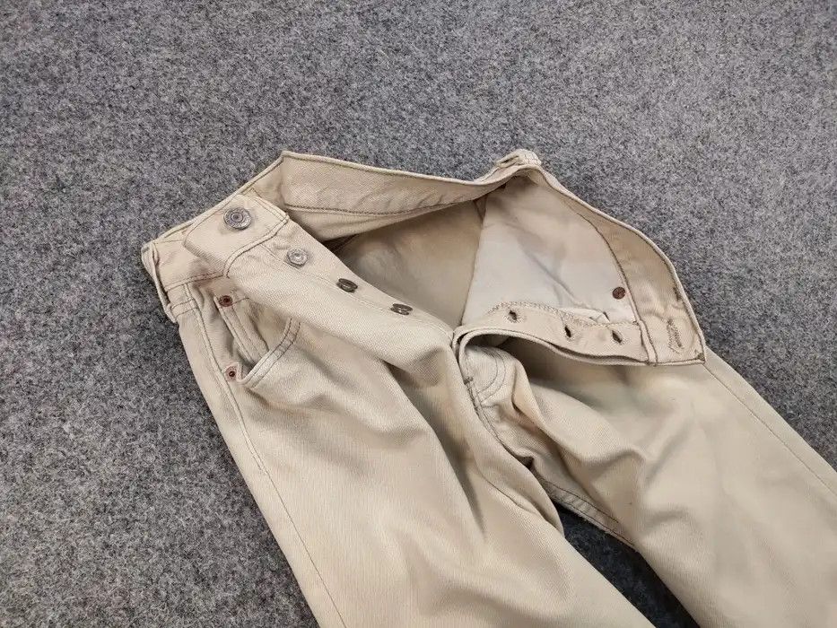 Levi's Vintage 90's levis 501 Beige faded Denim Jeans made in usa Size US 31 - 9 Thumbnail