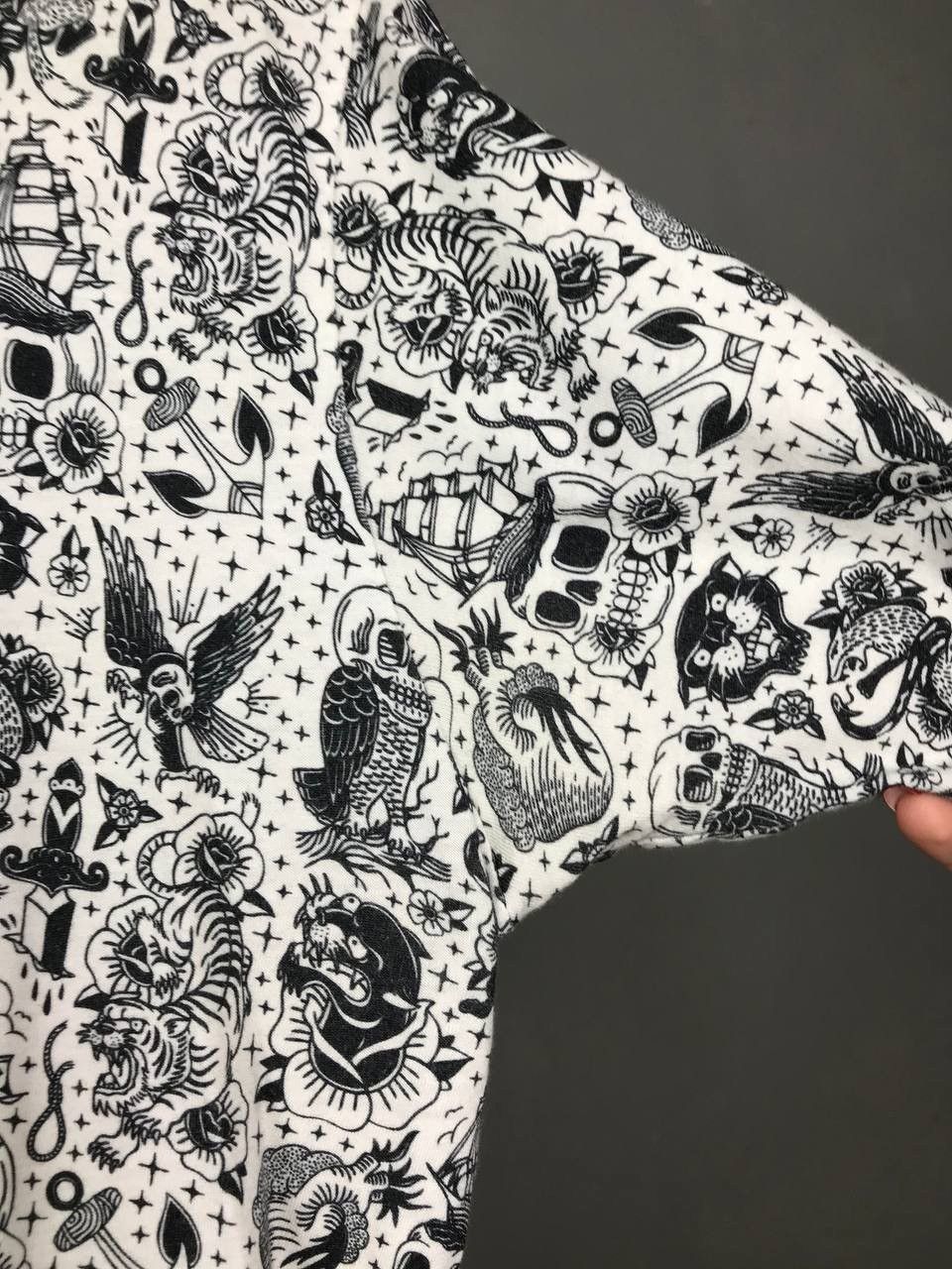 Other Abandon ship streetwear monogram overprinted tee Size US M / EU 48-50 / 2 - 12 Thumbnail