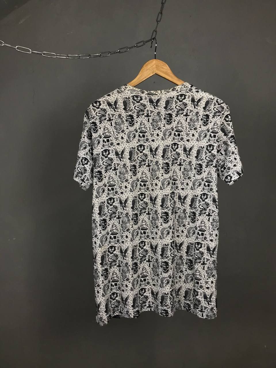 Other Abandon ship streetwear monogram overprinted tee Size US M / EU 48-50 / 2 - 9 Thumbnail