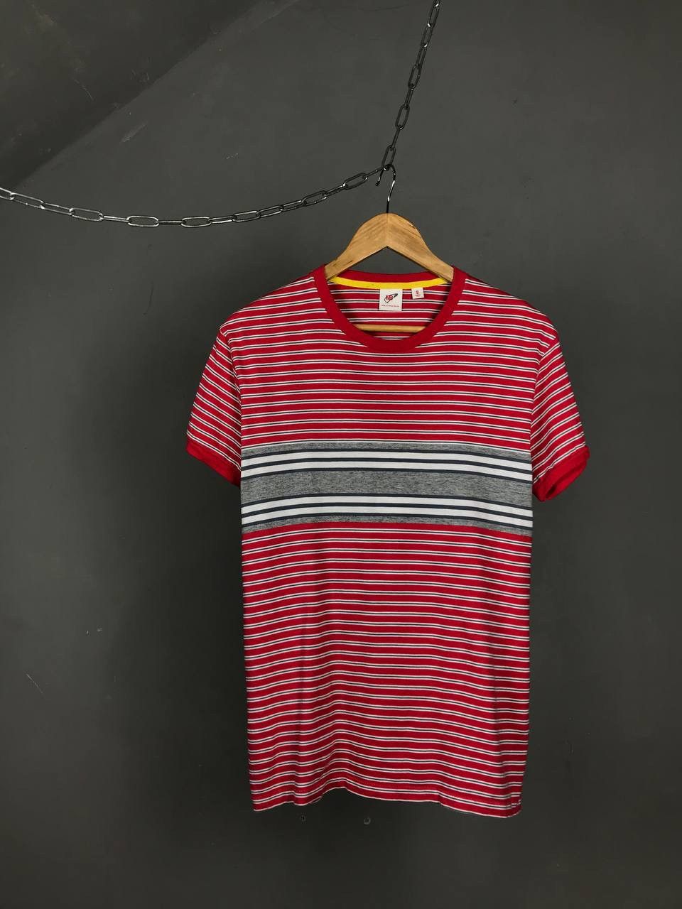 Michael Bastian × Uniqlo Uniqlo x Michael Bastian multicolor streetwear tee Size US S / EU 44-46 / 1 - 1 Thumbnail