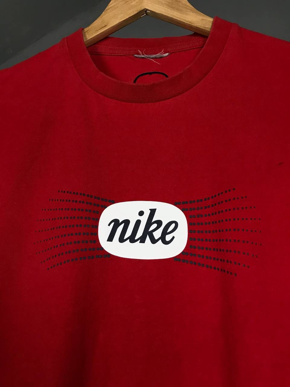 Other Nike swoosh streetwear vintage center logo red tee Size US S / EU 44-46 / 1 - 3 Thumbnail