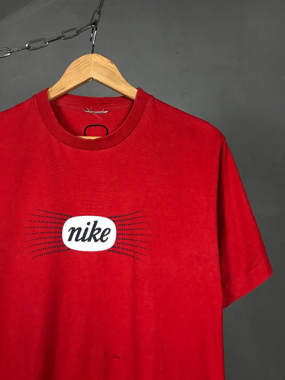 Other Nike swoosh streetwear vintage center logo red tee Size US S / EU 44-46 / 1 - 2 Thumbnail