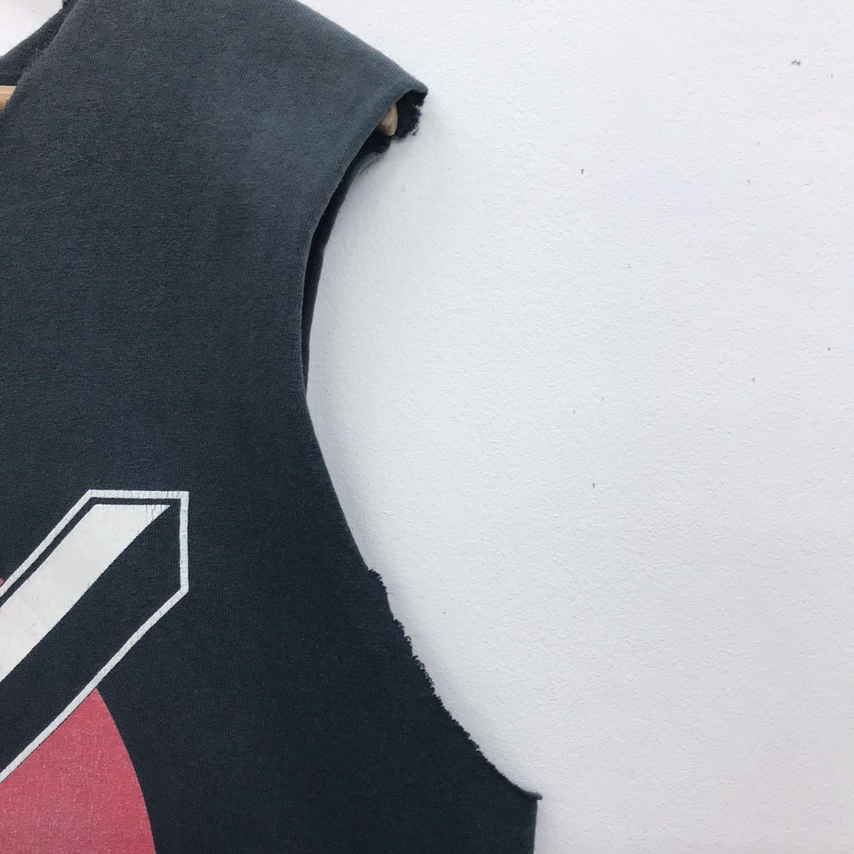 Band Tees × Vintage Vintage Y2k Dead Kennedy punk band tees sleeve less Size US M / EU 48-50 / 2 - 3 Thumbnail