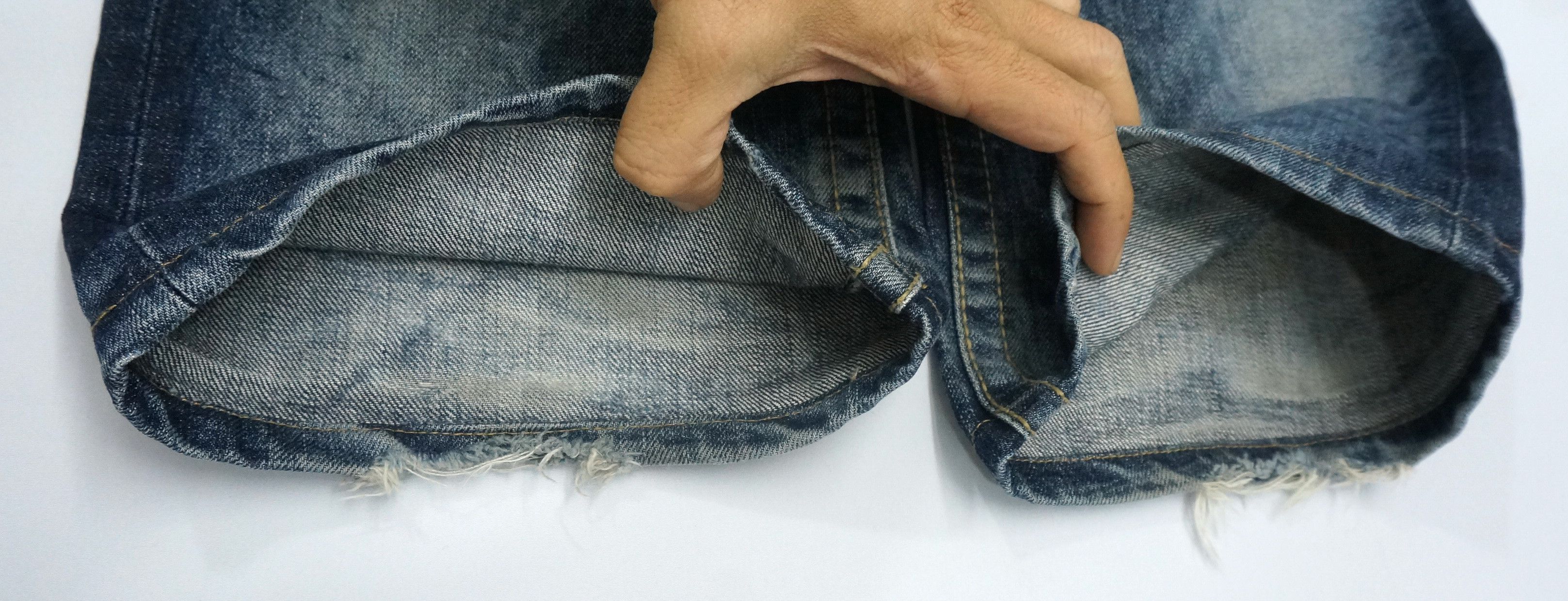 Japanese Brand Dope 🔥 LOLITA Vintage Distressed Ripped Jeans Waist 31 Size US 31 - 21 Thumbnail