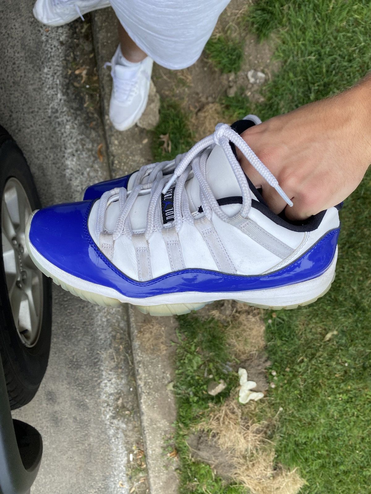 Jordan Brand White concord 11s Size US 8 / EU 41 - 5 Thumbnail