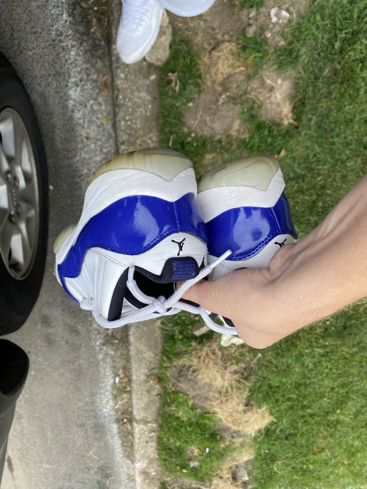 Jordan Brand White concord 11s Size US 8 / EU 41 - 3 Thumbnail