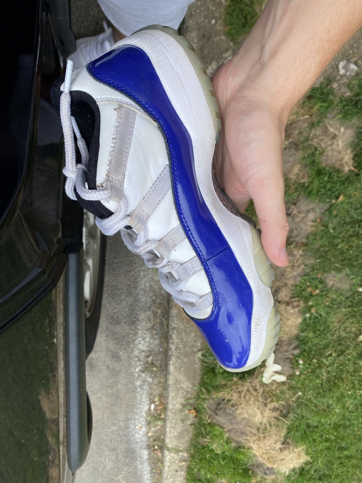 Jordan Brand White concord 11s Size US 8 / EU 41 - 8 Thumbnail