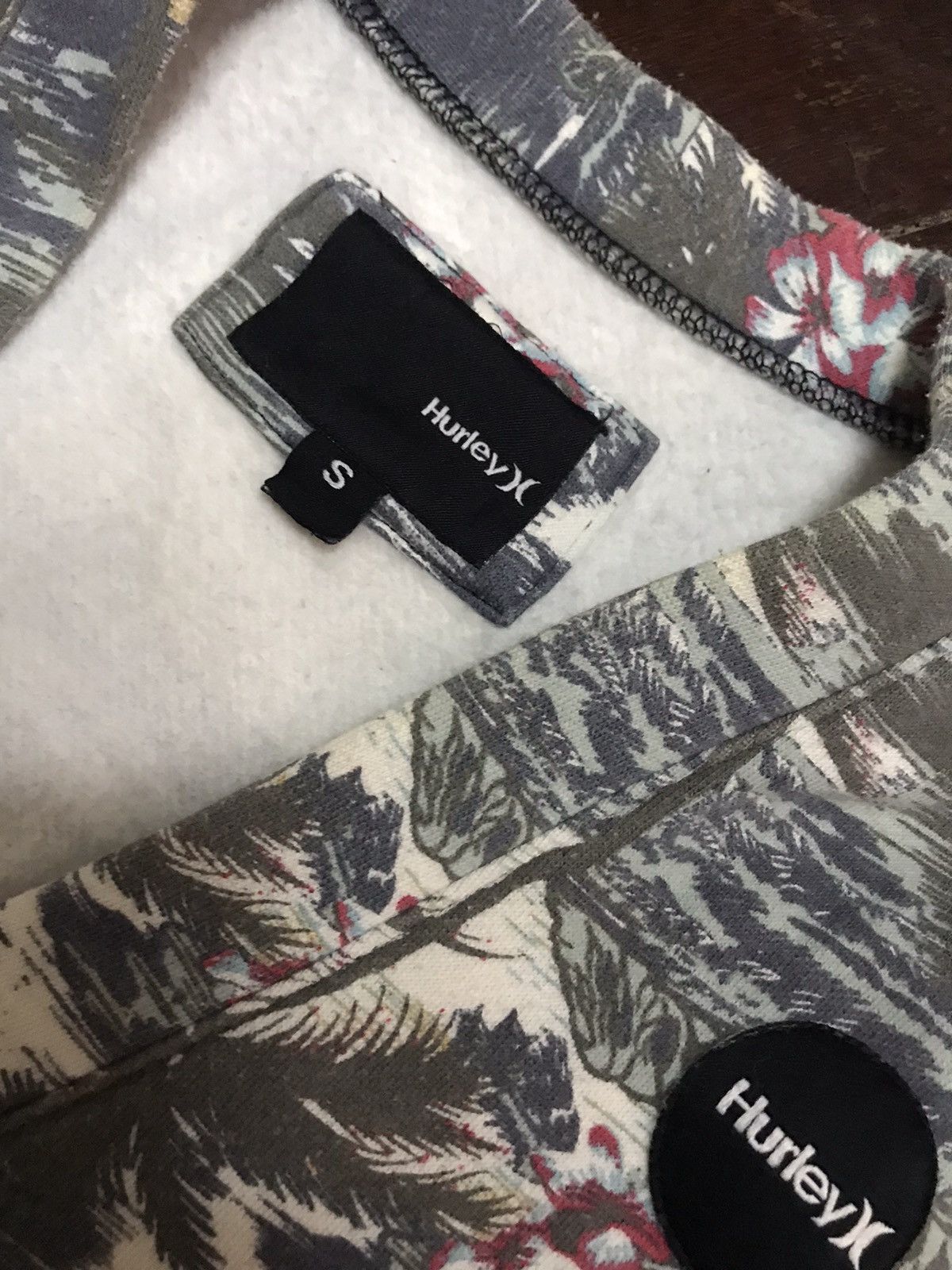 Hurley Hurley cardigan for men flora art Size US S / EU 44-46 / 1 - 3 Thumbnail