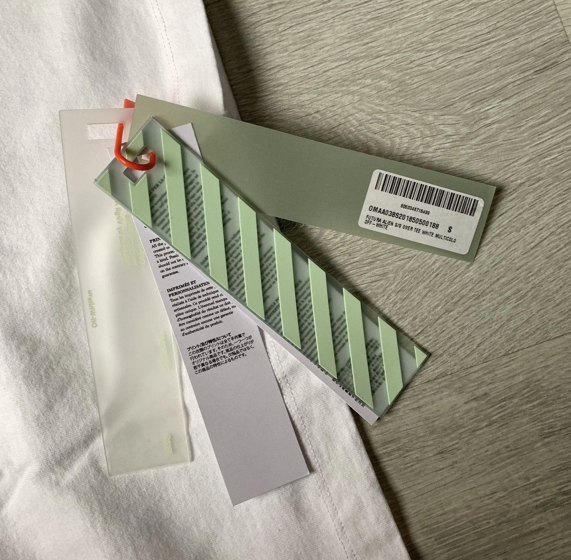 Futura × Off-White Alien T-Shirt Size US S / EU 44-46 / 1 - 7 Thumbnail