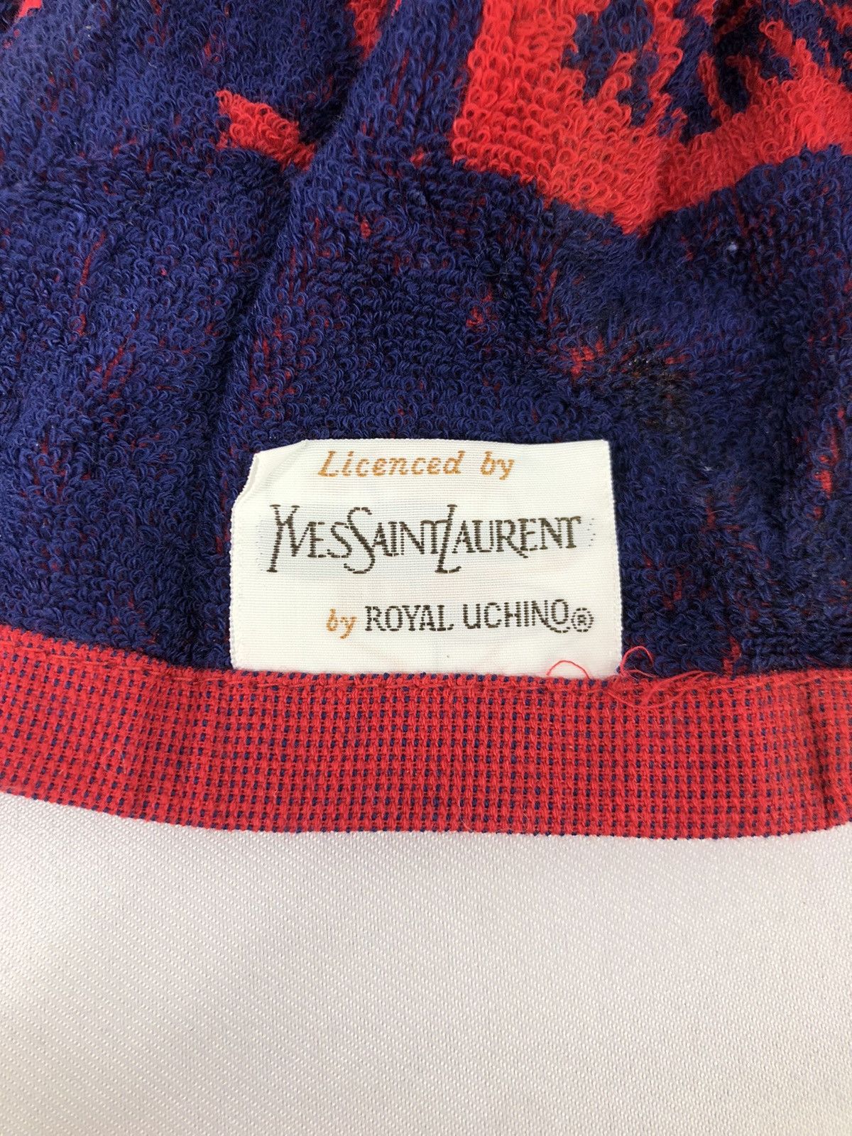 Designer × Yves Saint Laurent Ysl Yves Saint Lauren Royal Uchino Towel Near Mint Design Size ONE SIZE - 4 Thumbnail