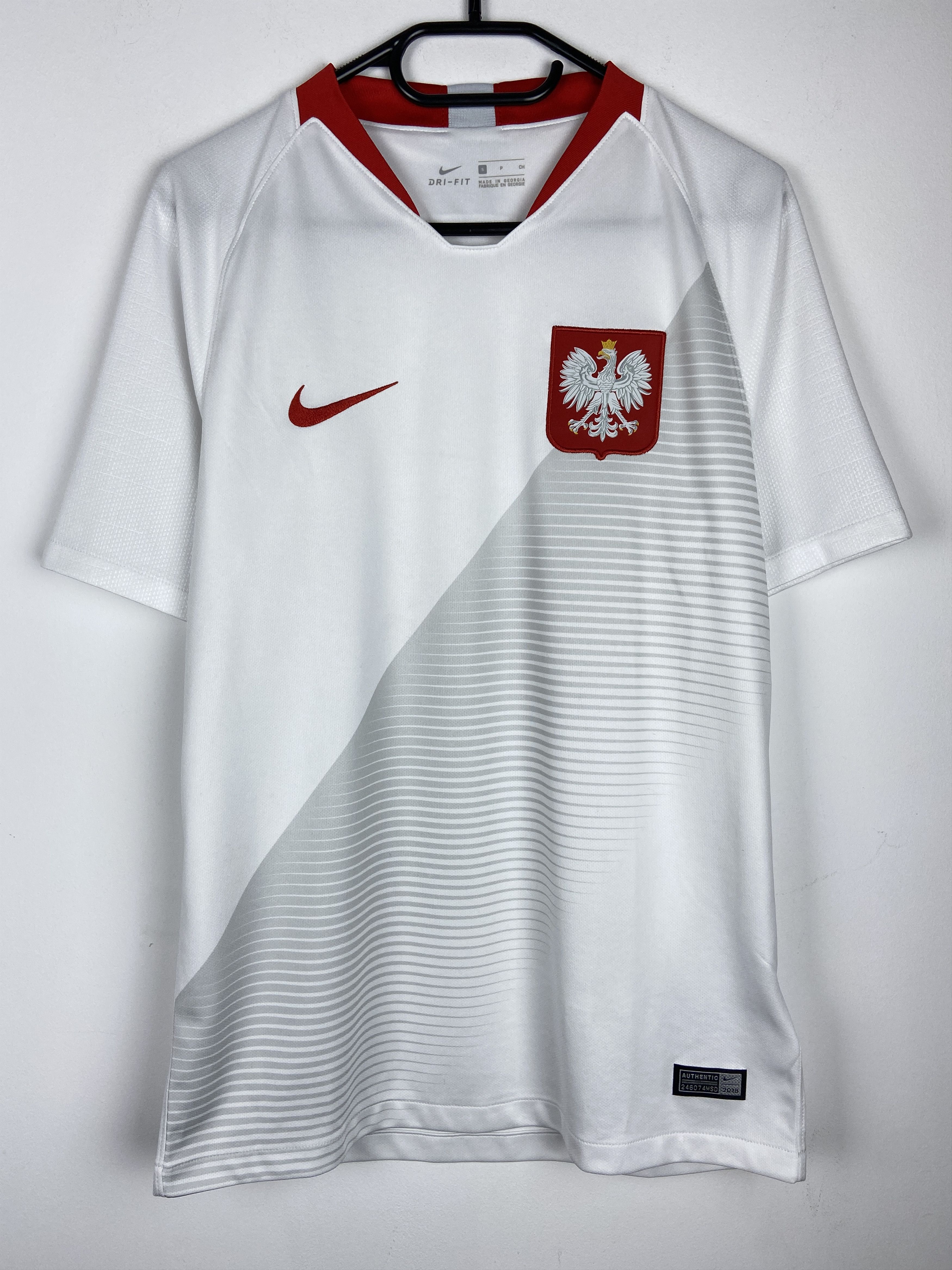 Nike Poland National Team 2018 Home Soccer Jersey Football Shirt Size US S / EU 44-46 / 1 - 2 Thumbnail