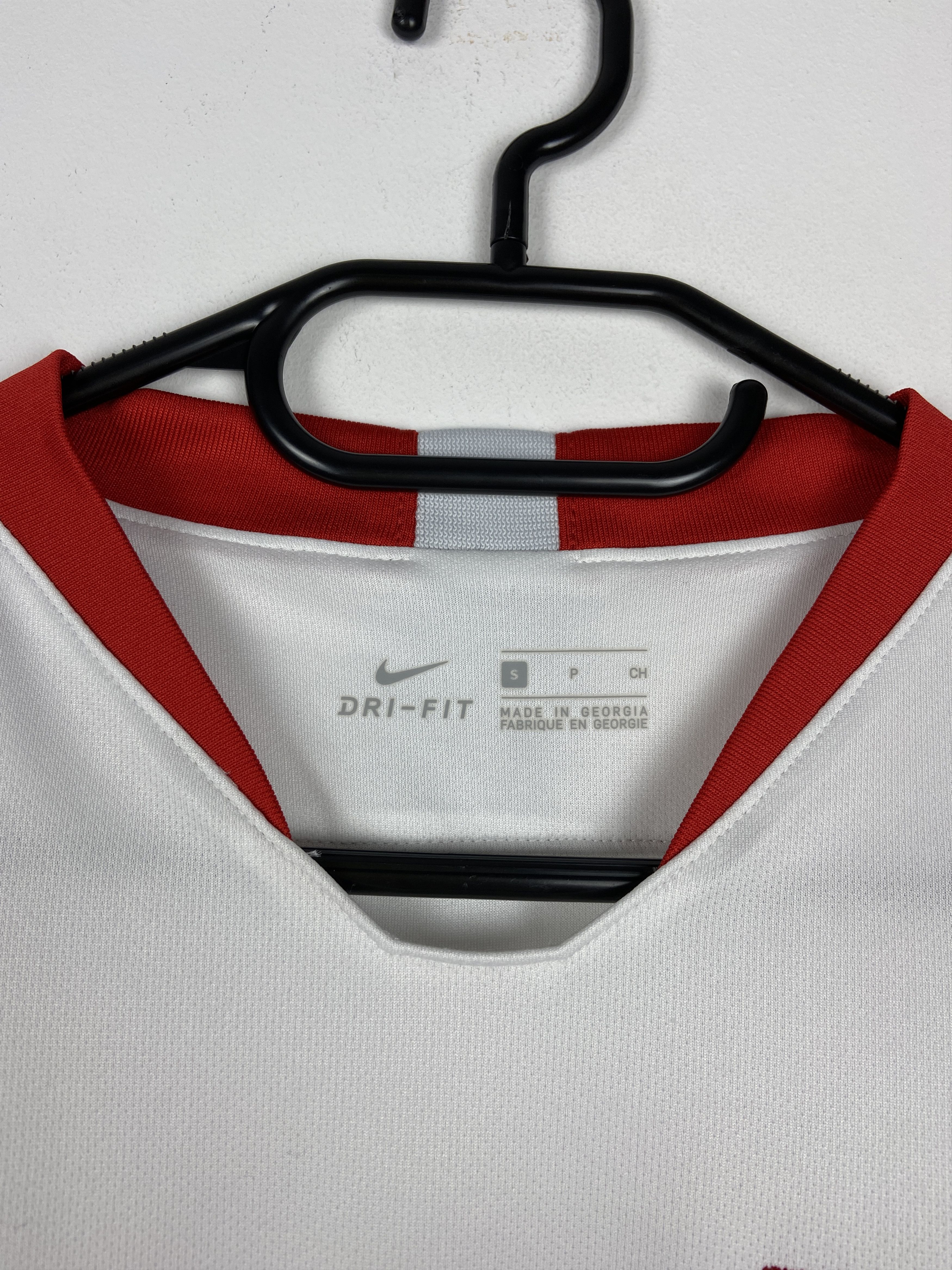 Nike Poland National Team 2018 Home Soccer Jersey Football Shirt Size US S / EU 44-46 / 1 - 7 Thumbnail