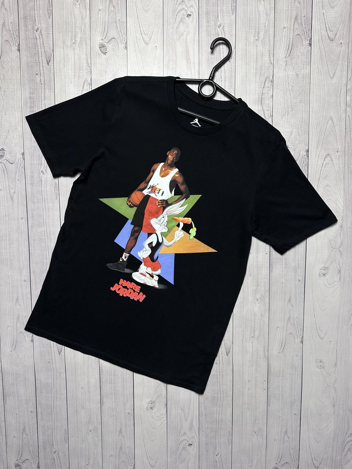 Jordan x Looney Tunes tee rare size S/M