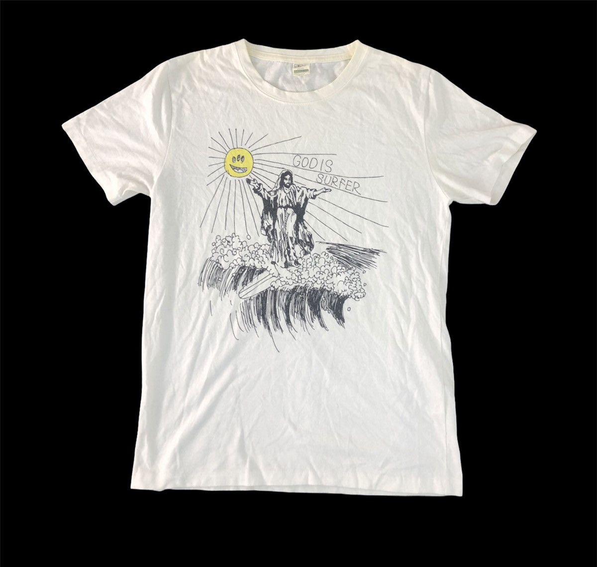 Japanese Brand × Vintage Standard Of Earth God Is Surfer Wave Jesus Big Logo Tee Size US S / EU 44-46 / 1 - 1 Thumbnail