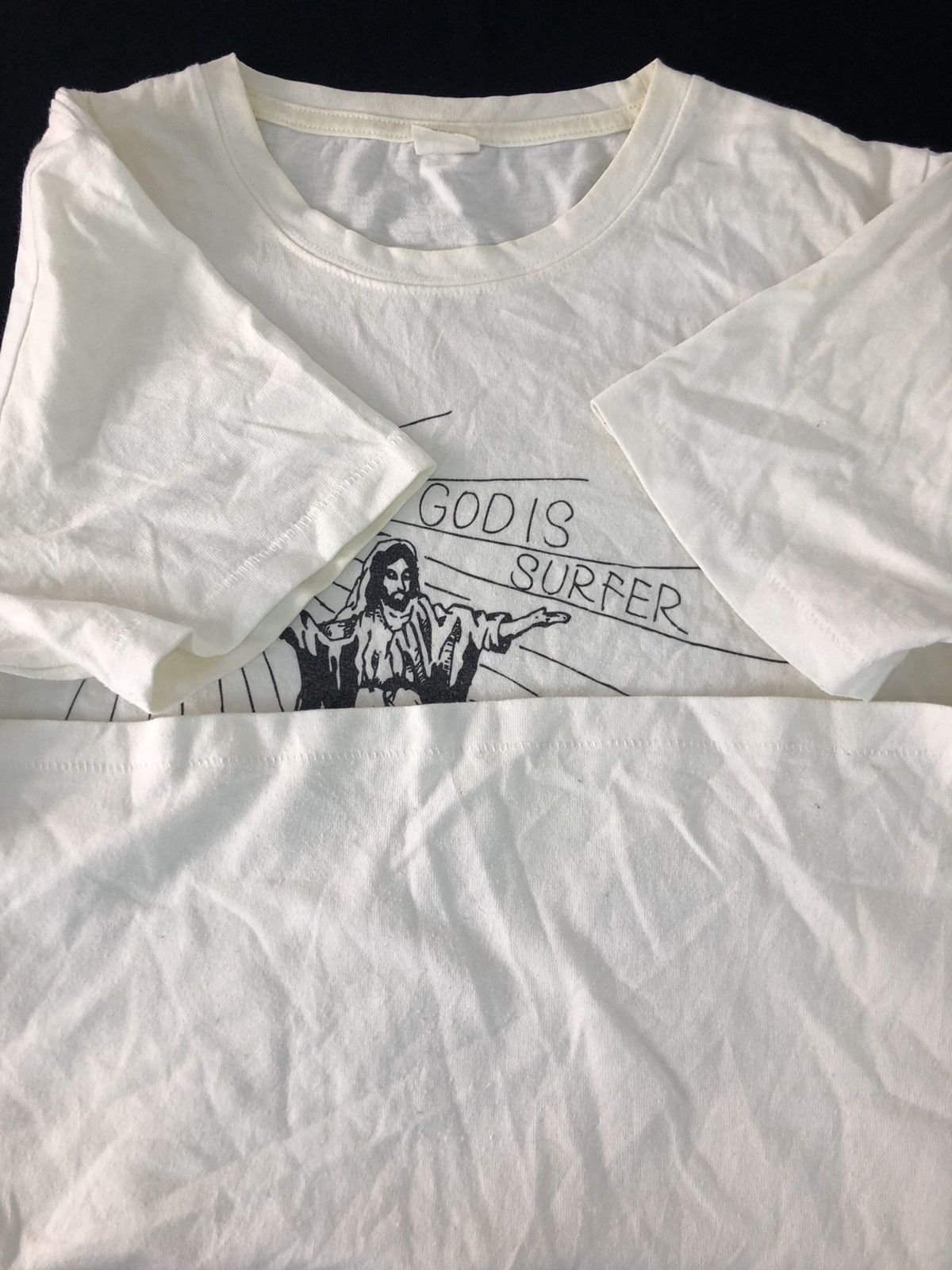 Japanese Brand × Vintage Standard Of Earth God Is Surfer Wave Jesus Big Logo Tee Size US S / EU 44-46 / 1 - 4 Thumbnail