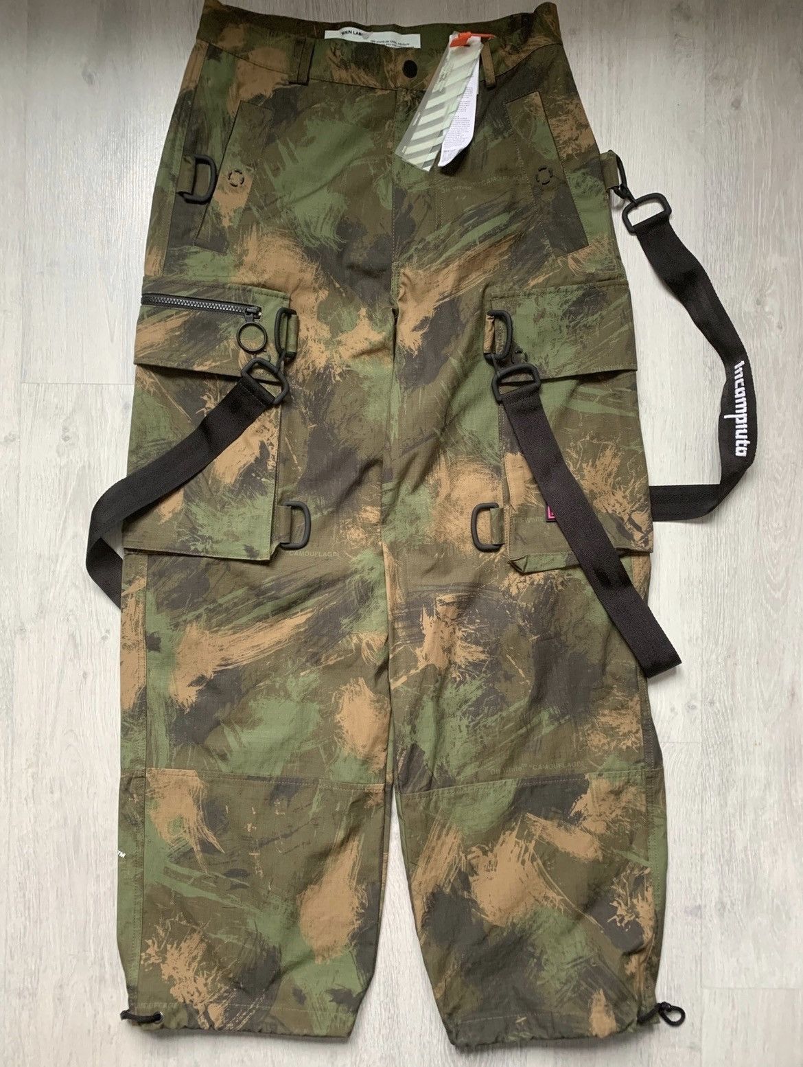 【2024年製 新品】 White Off Camo Grailed | Pants Cargo パンツ