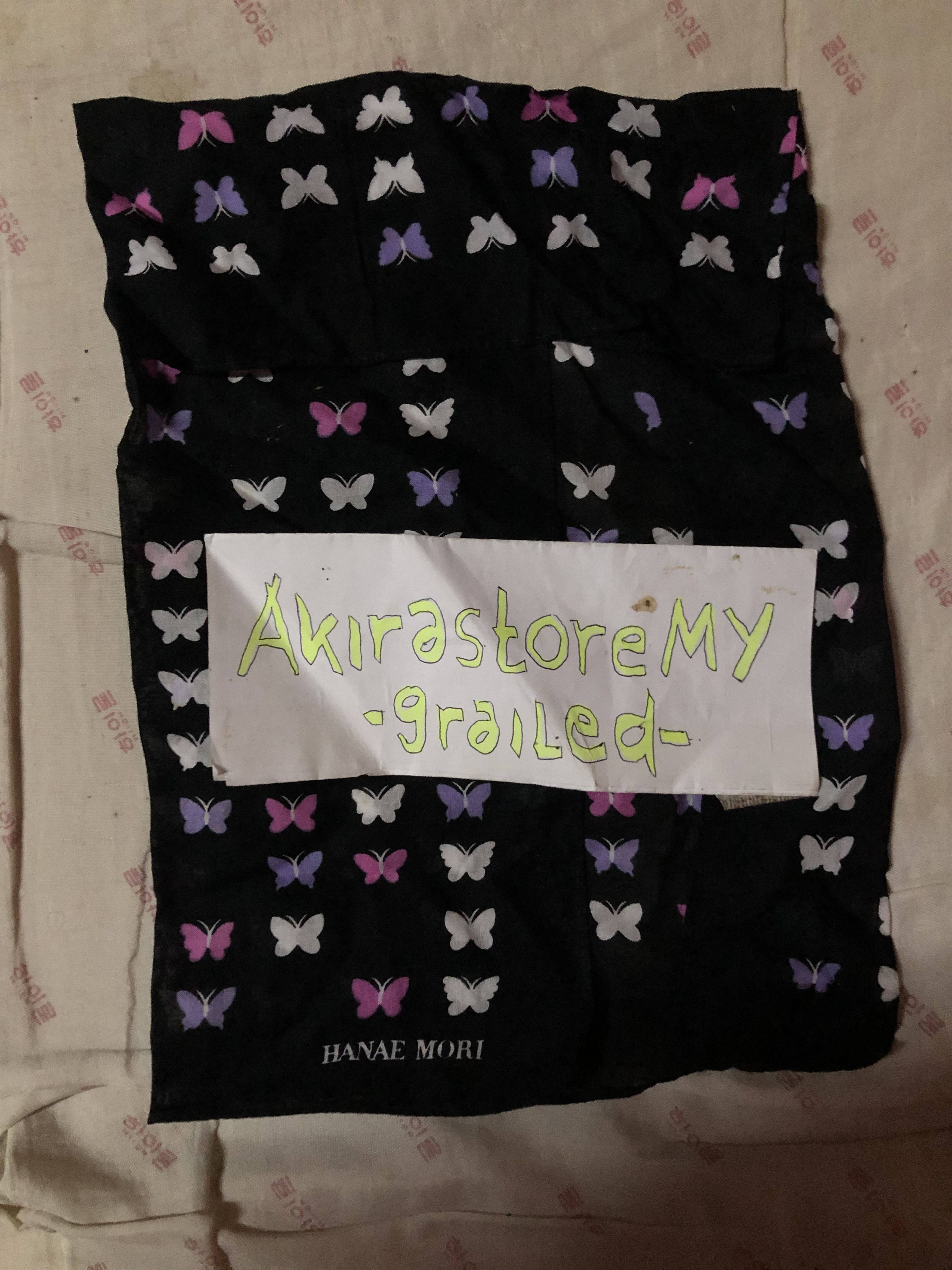 Designer Hanae Maori Handkerchief Pocket Square Butterfly Ovp Size ONE SIZE - 6 Thumbnail