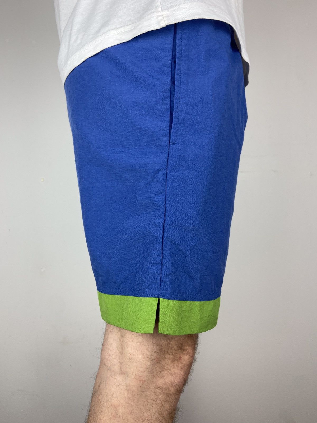 Nike 90s Vintage Nike Swoosh Logo Nylon Shorts Size US 32 / EU 48 - 7 Thumbnail