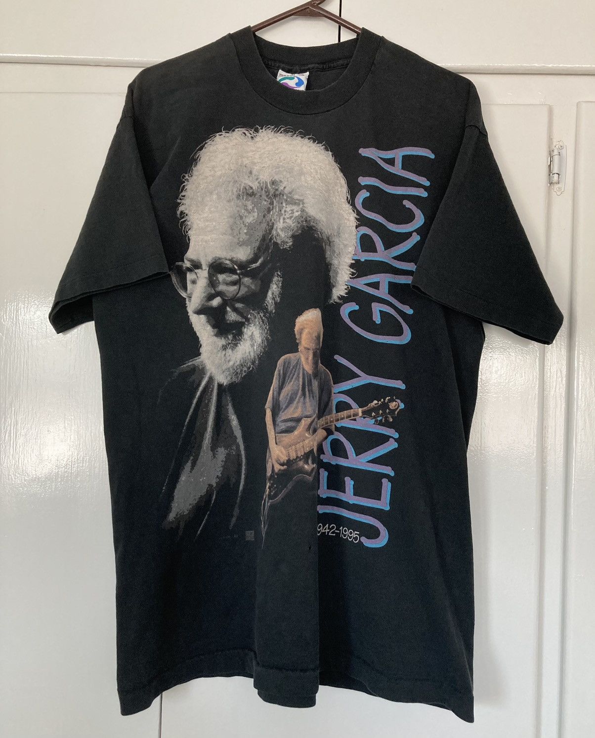 image of Jerry Garcia 1995 T Shirt Grateful Dead Liquid Blue Vintage in Black, Men's (Size XL)