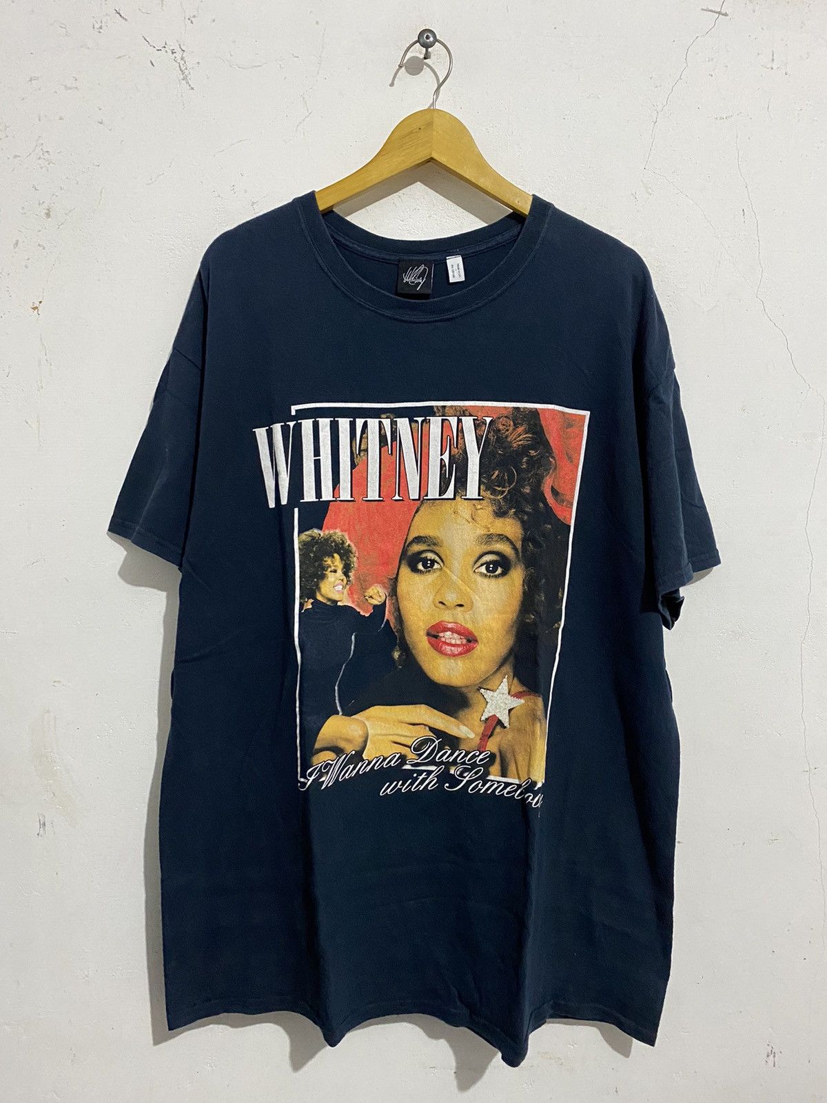 Band Tees Vintage Whitney Houston Size US XL / EU 56 / 4 - 1 Thumbnail