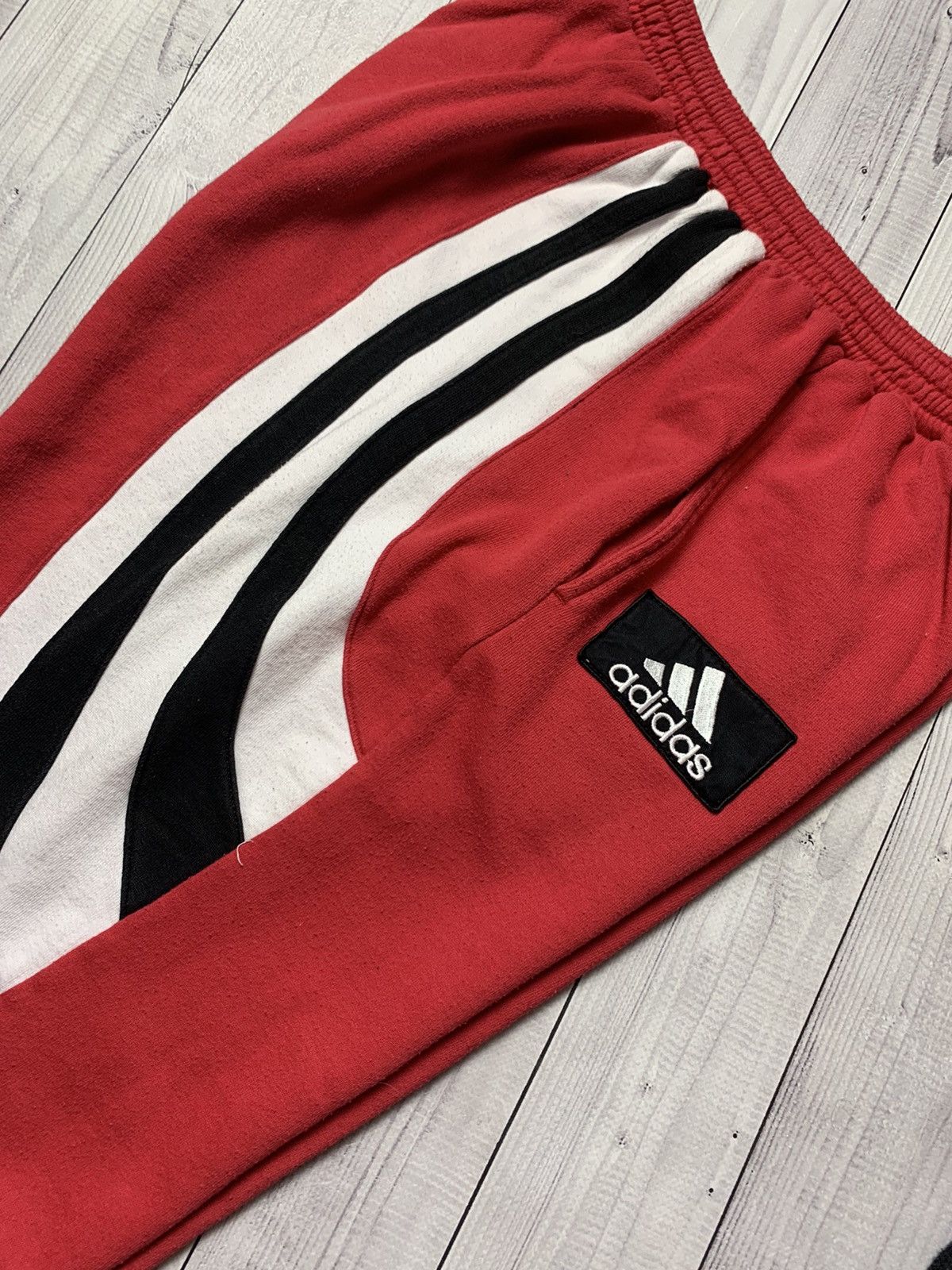 Adidas × Vintage Vintage joggers adidas pants rare size S/M Size US 31 - 6 Thumbnail