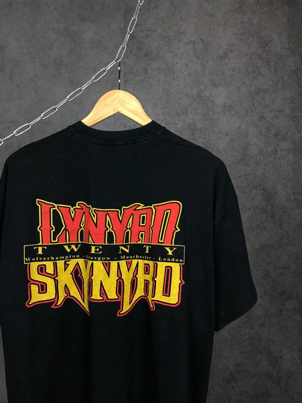Band Tees Lynyrd skynyrd vintage rock band overprinted tee Size US XL / EU 56 / 4 - 4 Thumbnail