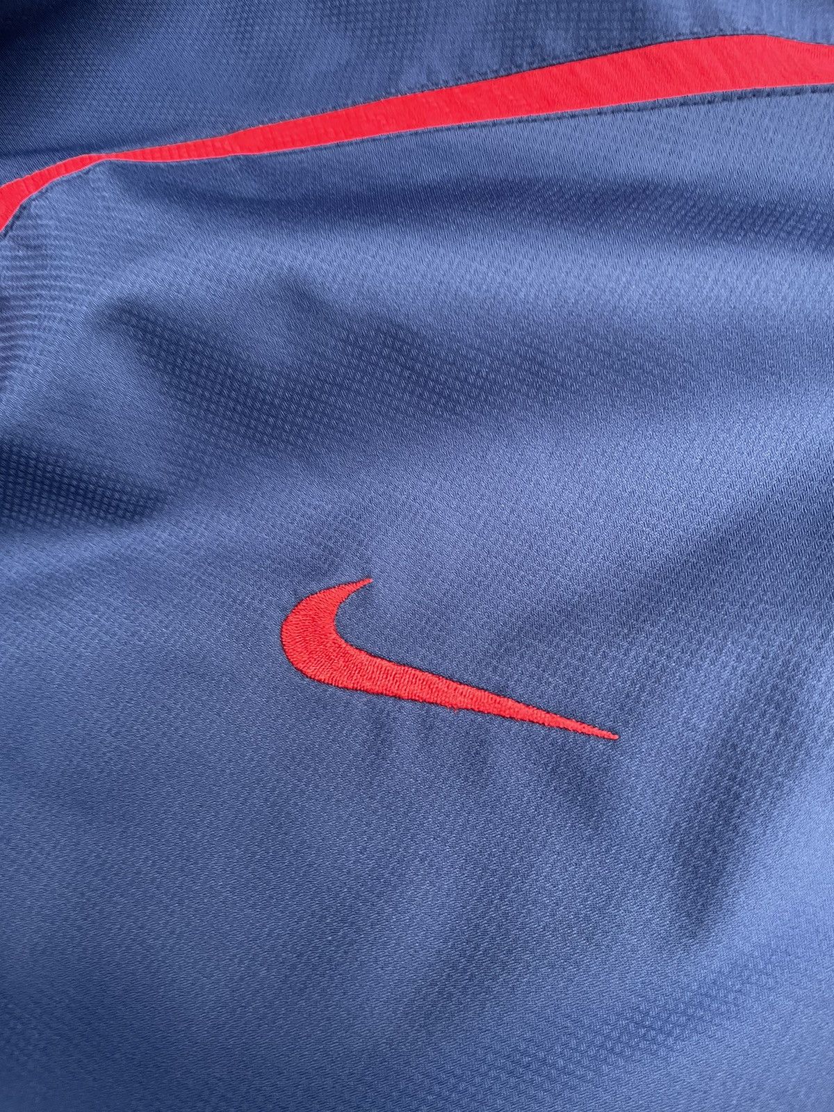 Nike Vintage NIKE FC Barcelona Jacket Size US L / EU 52-54 / 3 - 17 Thumbnail