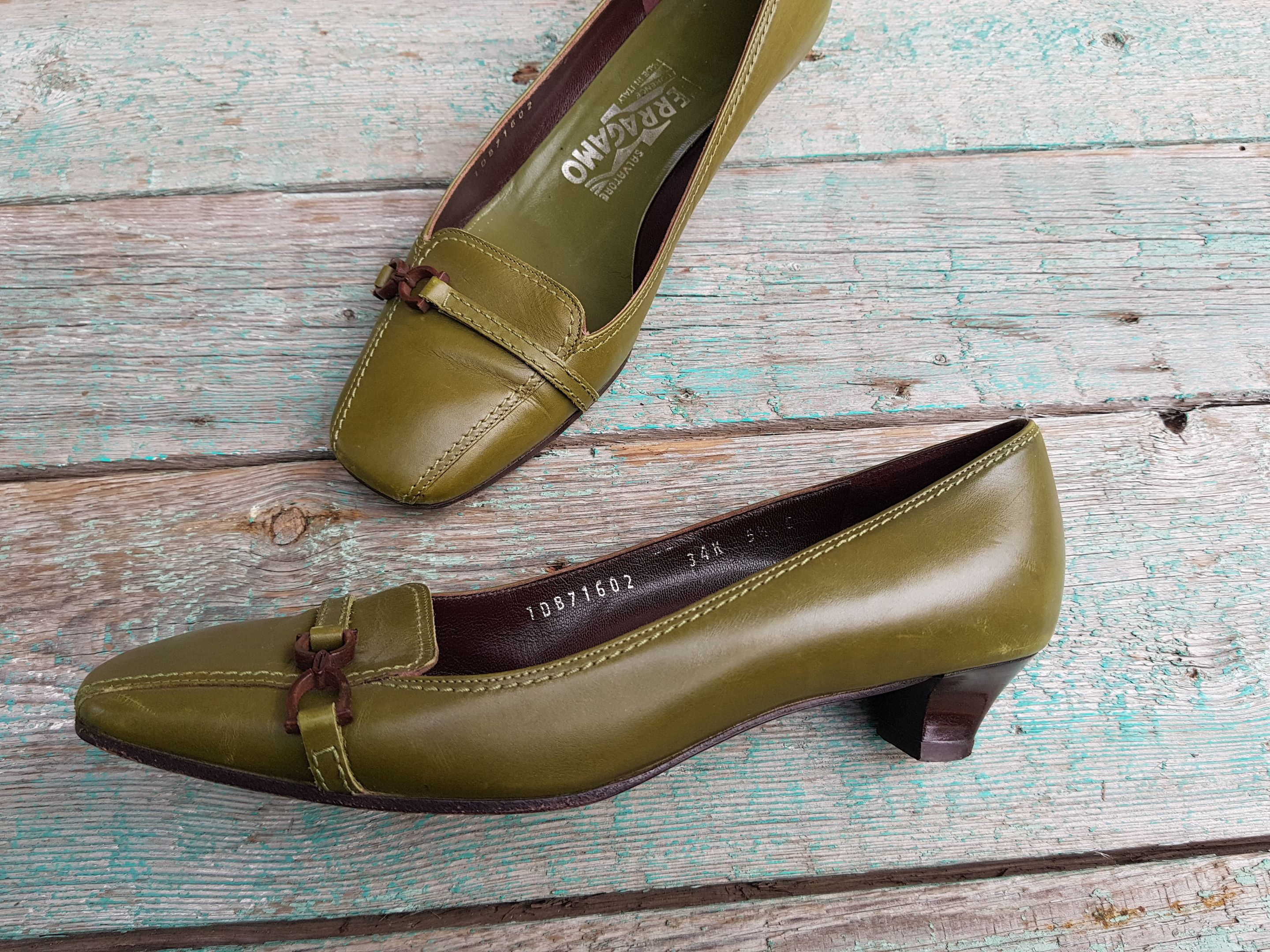 Salvatore Ferragamo Leather Pumps