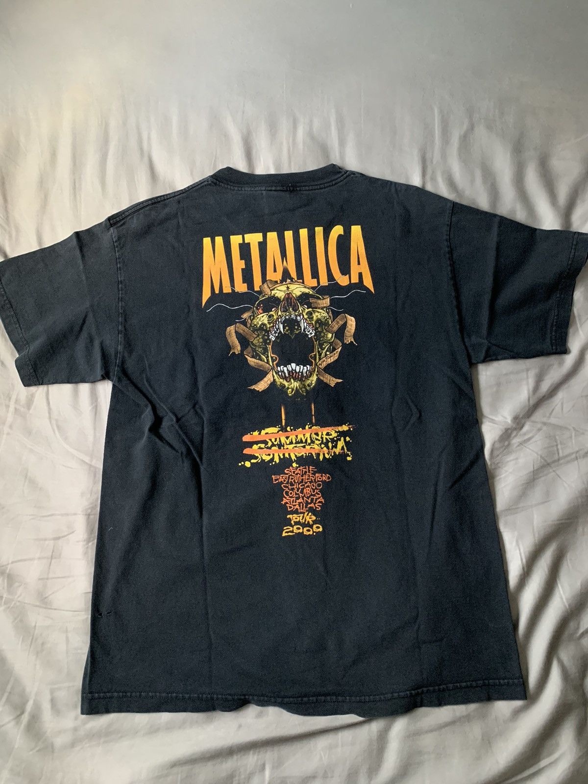 Band Tees × Metallica × Vintage Metallica Vintage Summer Sanitarium Tour 2000 Band Tee Rocky Size US L / EU 52-54 / 3 - 2 Thumbnail