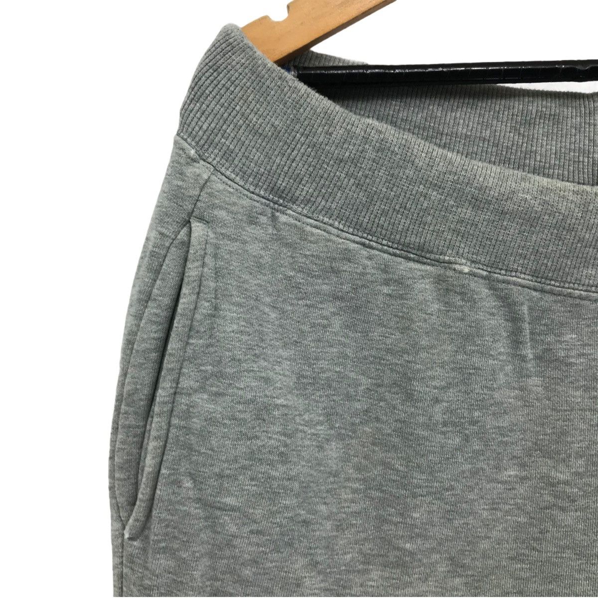 Champion Vintage Champion Sweatpants Size US 32 / EU 48 - 5 Thumbnail