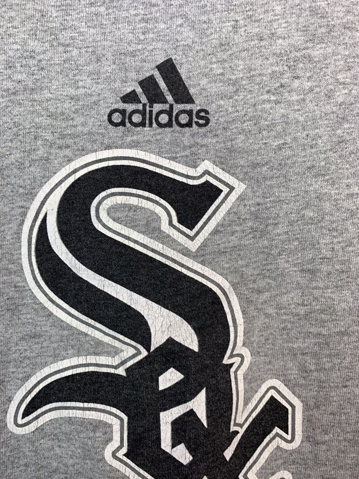 Adidas Vintage Adidas Chicago T Shirt Size US L / EU 52-54 / 3 - 8 Thumbnail