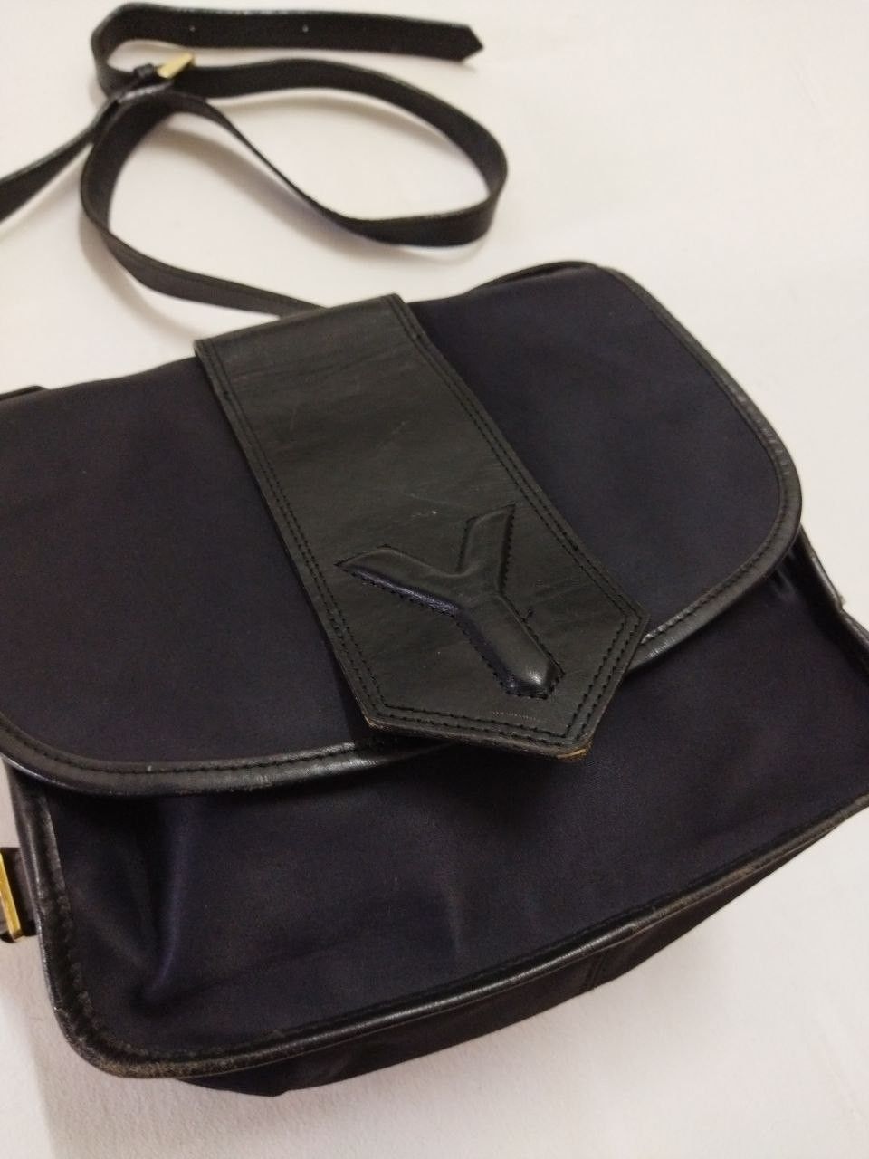 Yves Saint Laurent Vintage YVES SAINT LAURENT Sling Bag Size ONE SIZE - 9 Thumbnail
