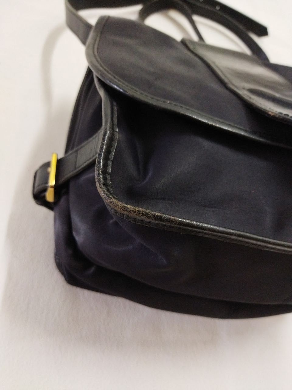 Yves Saint Laurent Vintage YVES SAINT LAURENT Sling Bag Size ONE SIZE - 7 Thumbnail