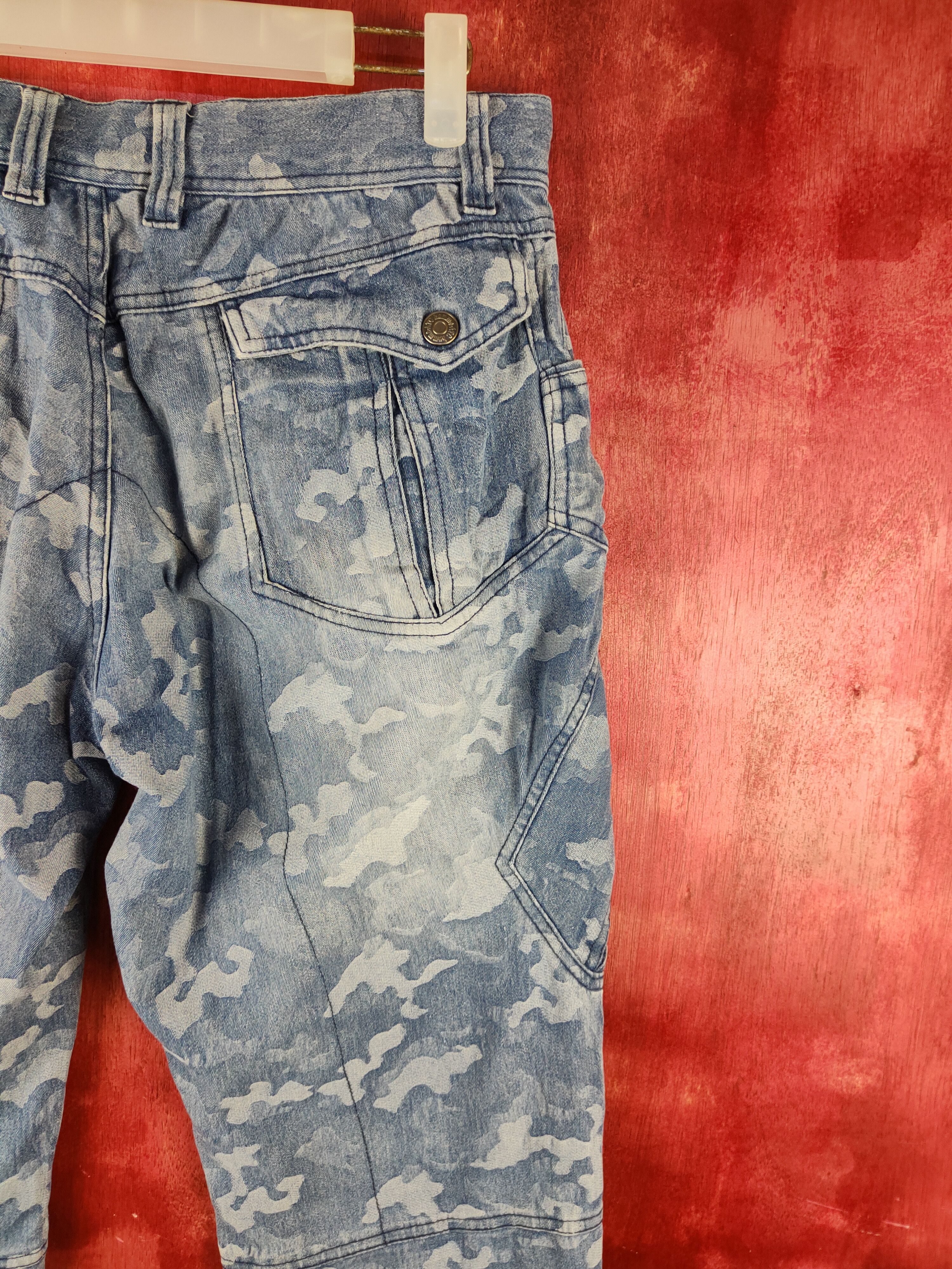 In The Attic DL In The Attic Homme Camo Multipocket Cargo Pants #S738 Size US 31 - 11 Thumbnail