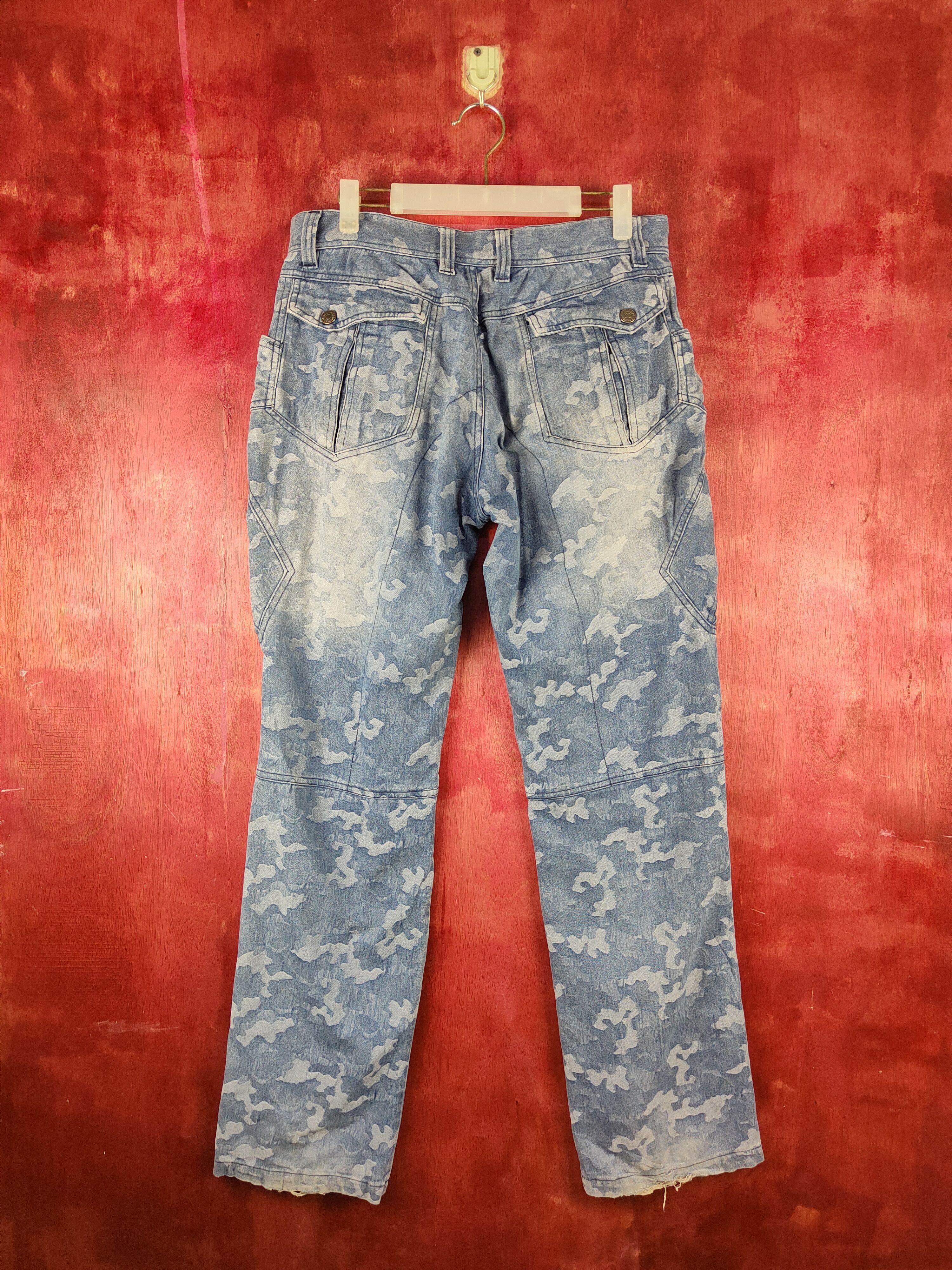 In The Attic DL In The Attic Homme Camo Multipocket Cargo Pants #S738 Size US 31 - 8 Thumbnail