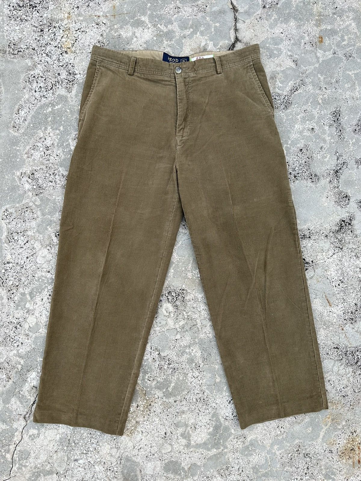 Vintage Vintage 2000s IZOD Corduroy Pants Brown | Grailed