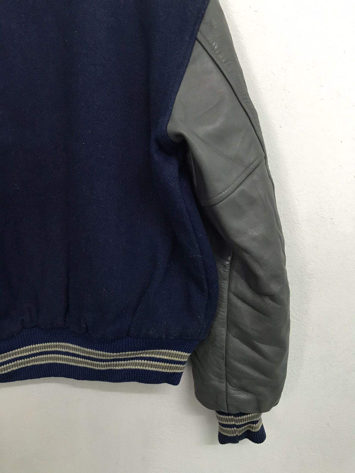 Japanese Brand Vtg Catch Ball Sportwear Genuine Flynntan Varsity Jacket Size US L / EU 52-54 / 3 - 10 Thumbnail
